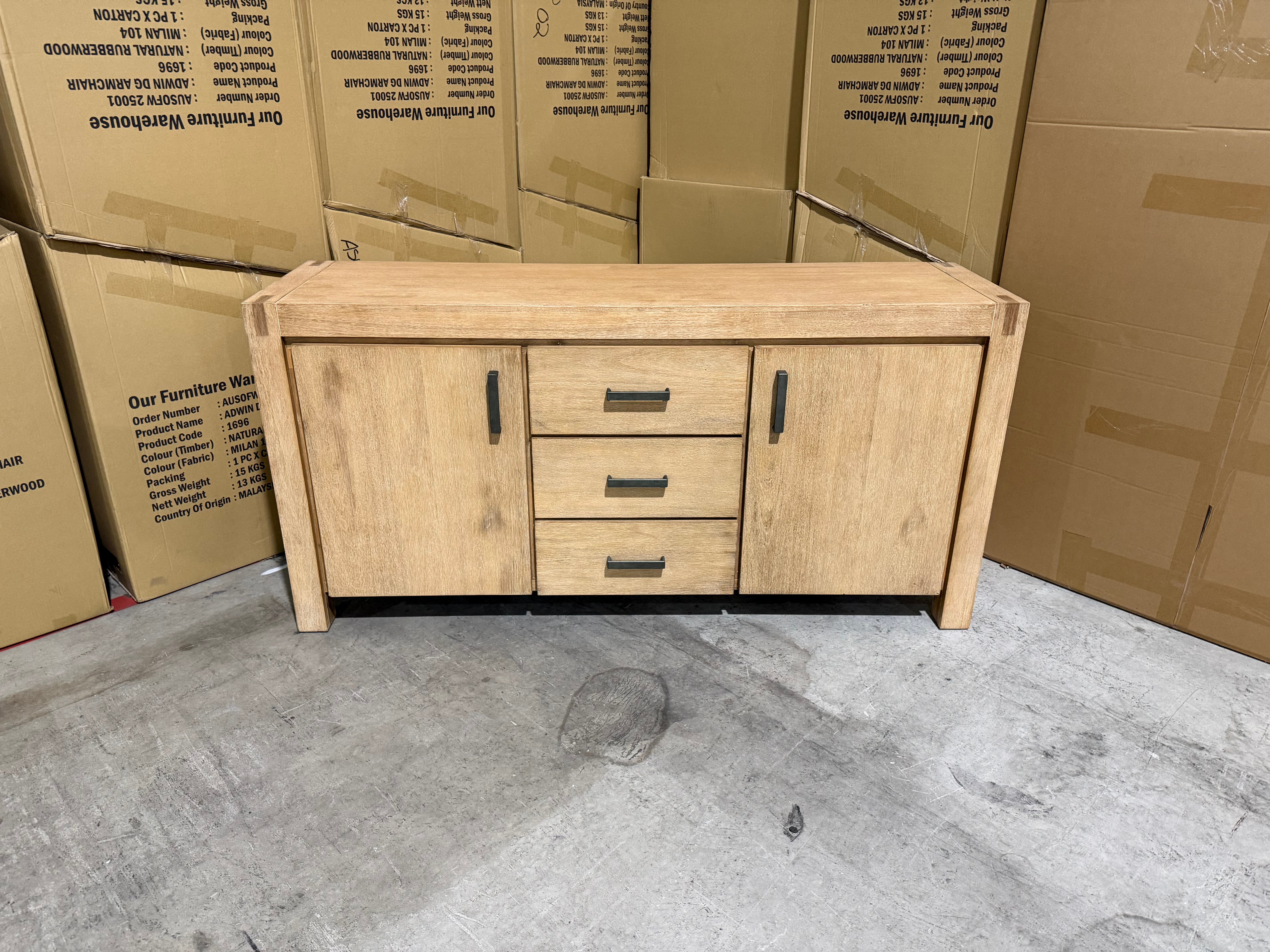 Crystal brook 1620 buffet in acacia timber