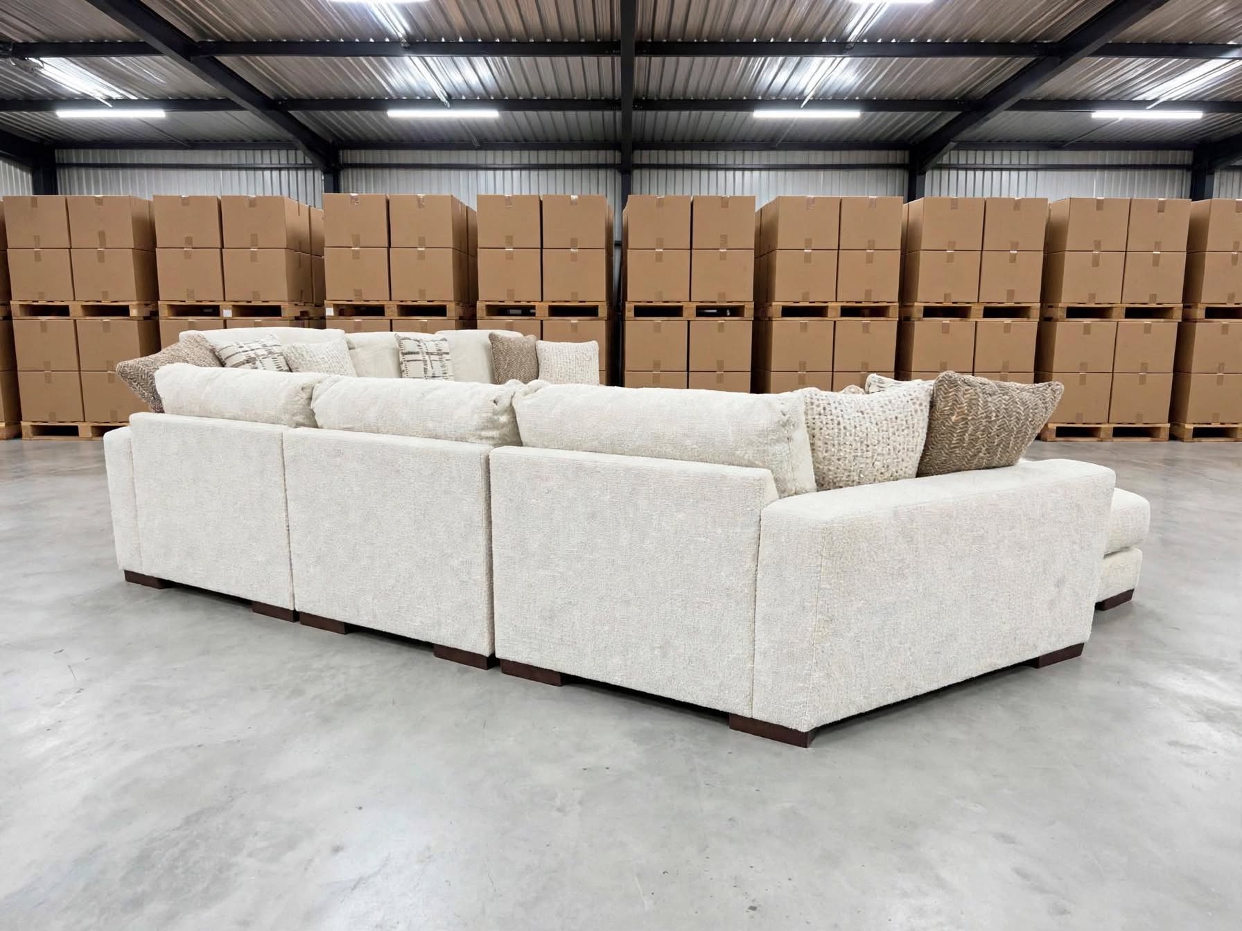 Bunbury RHF Chaise Lounge INC 7 Scatter Cushions
