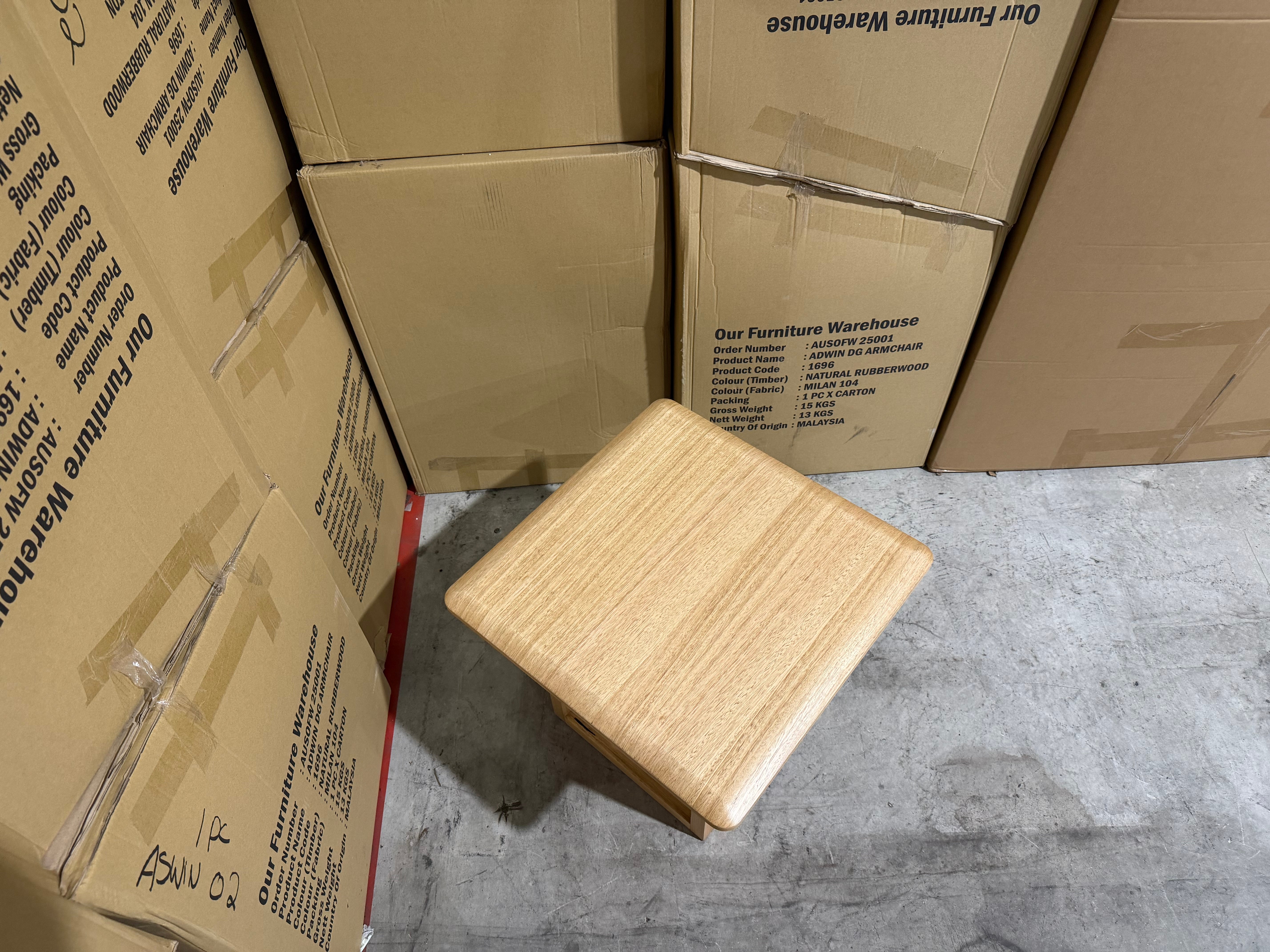 Mitcham Lamp Table Tassie Oak Dining Range