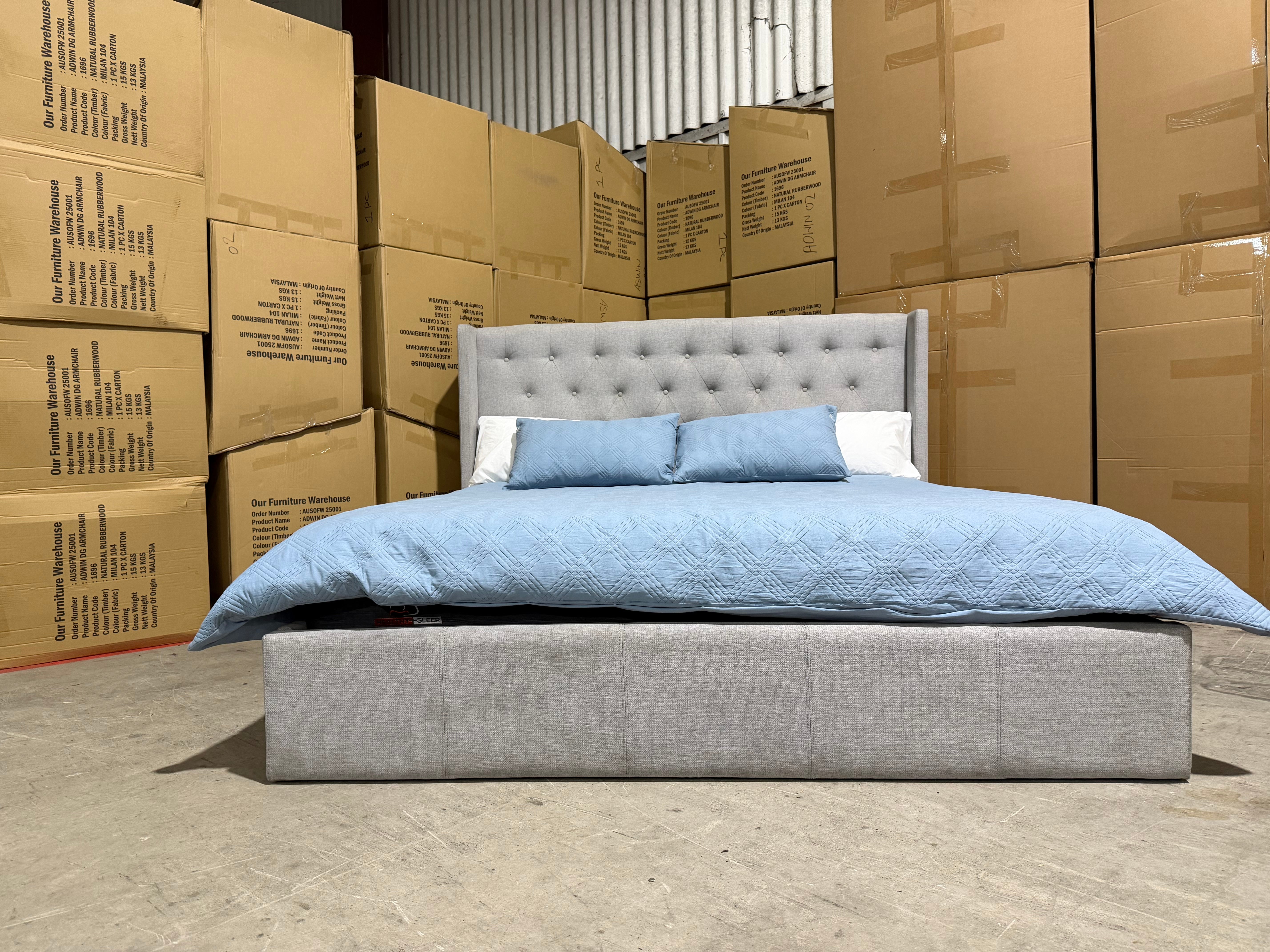 Memphis Bedding Range (Light Grey)  2 Sizes Queen & King