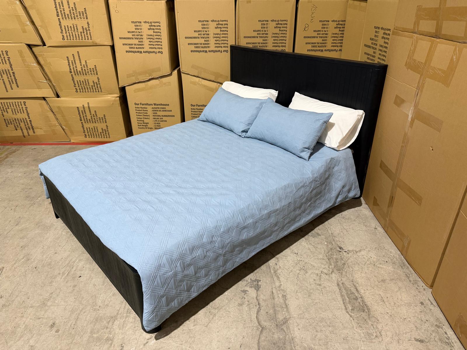 Athena ripple King size bed in shadow black finish
