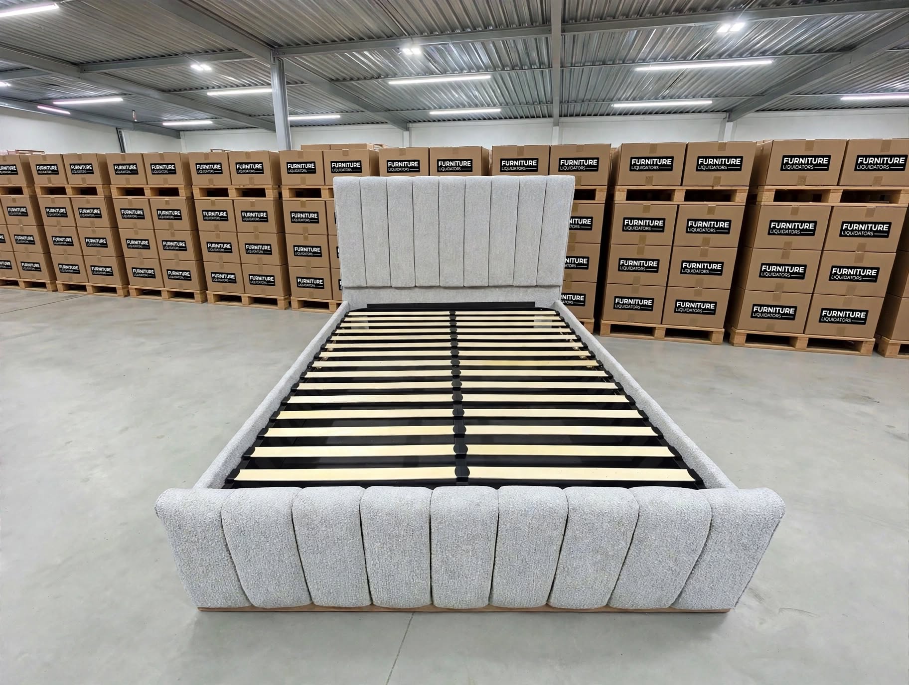 Taya Queen Size Upholstered Bed With Gas Lift in Share Natural