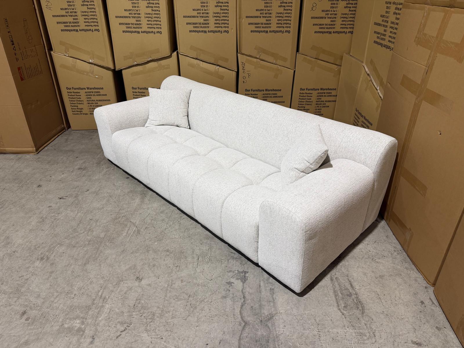 Bobbi 3 seater sofa y-505 in OTE present 111 natural.