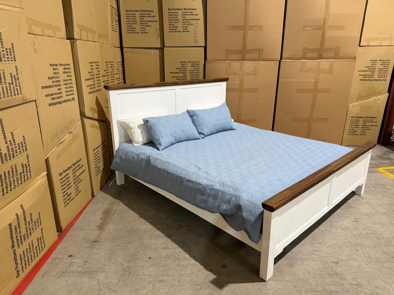 Hamptons King Size Bed in two tone finish