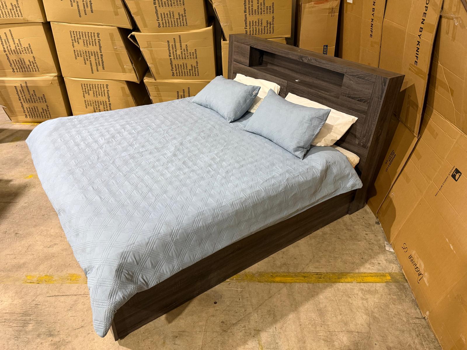 Vienna king size bed in grey (boston)