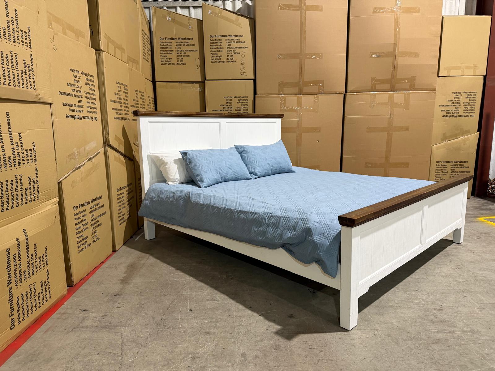Hamptons King Size Bed in two tone finish
