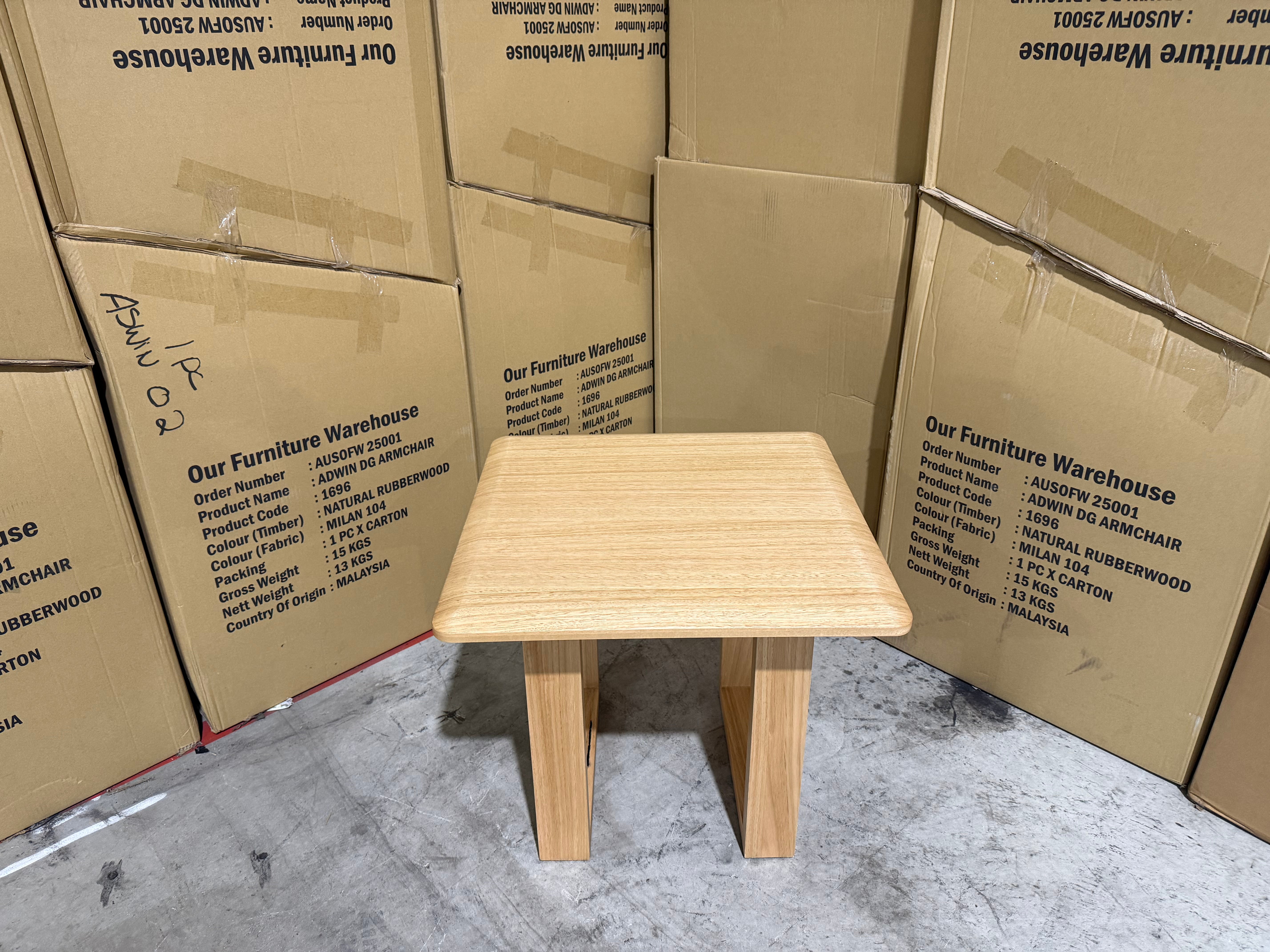 Mitcham Lamp Table Tassie Oak Dining Range