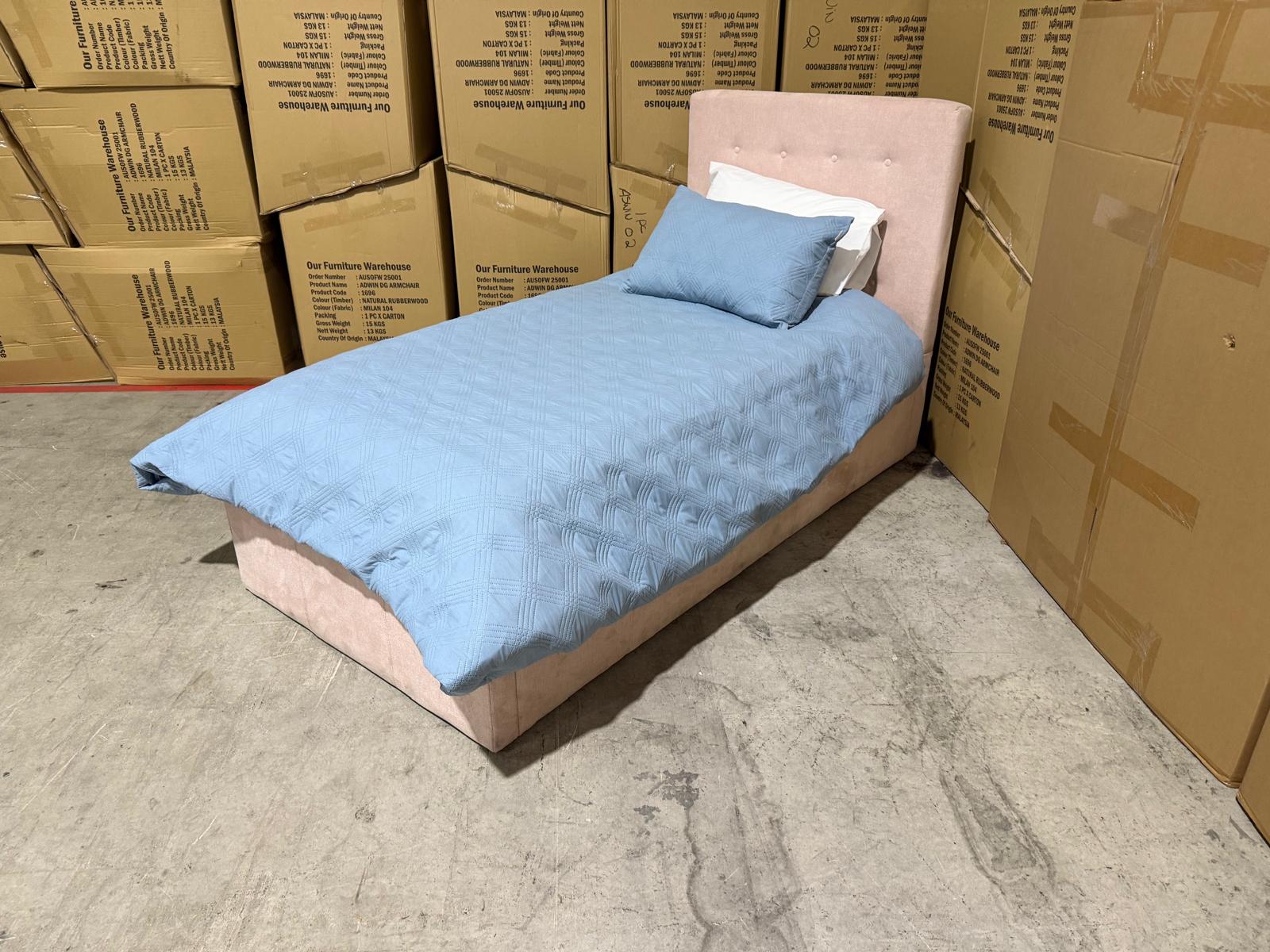 Stuart Single bed in Blush Pink