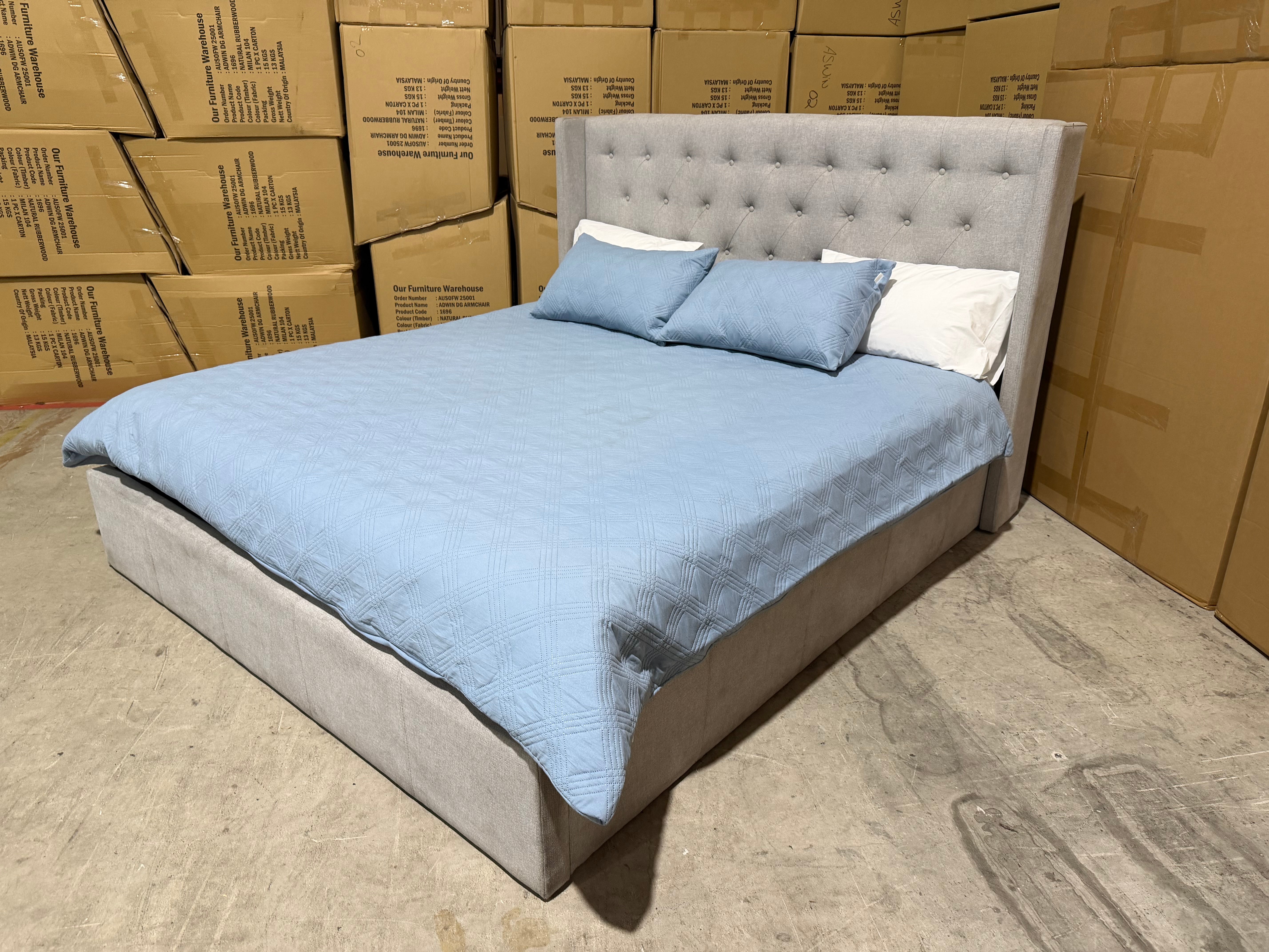 Memphis Bedding Range (Light Grey)  2 Sizes Queen & King