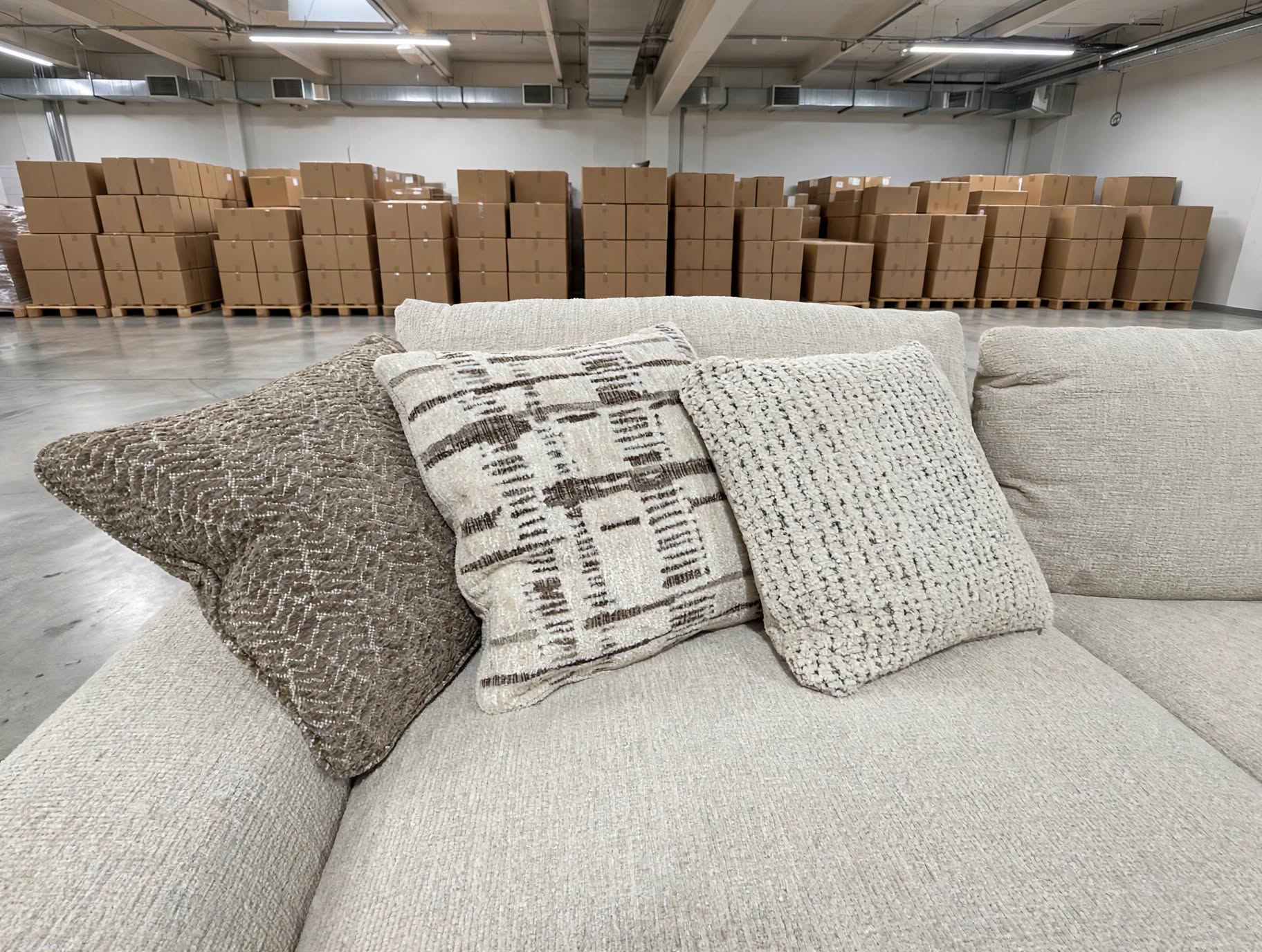 Bunbury LHF Chaise Lounge INC 7 Scatter Cushions