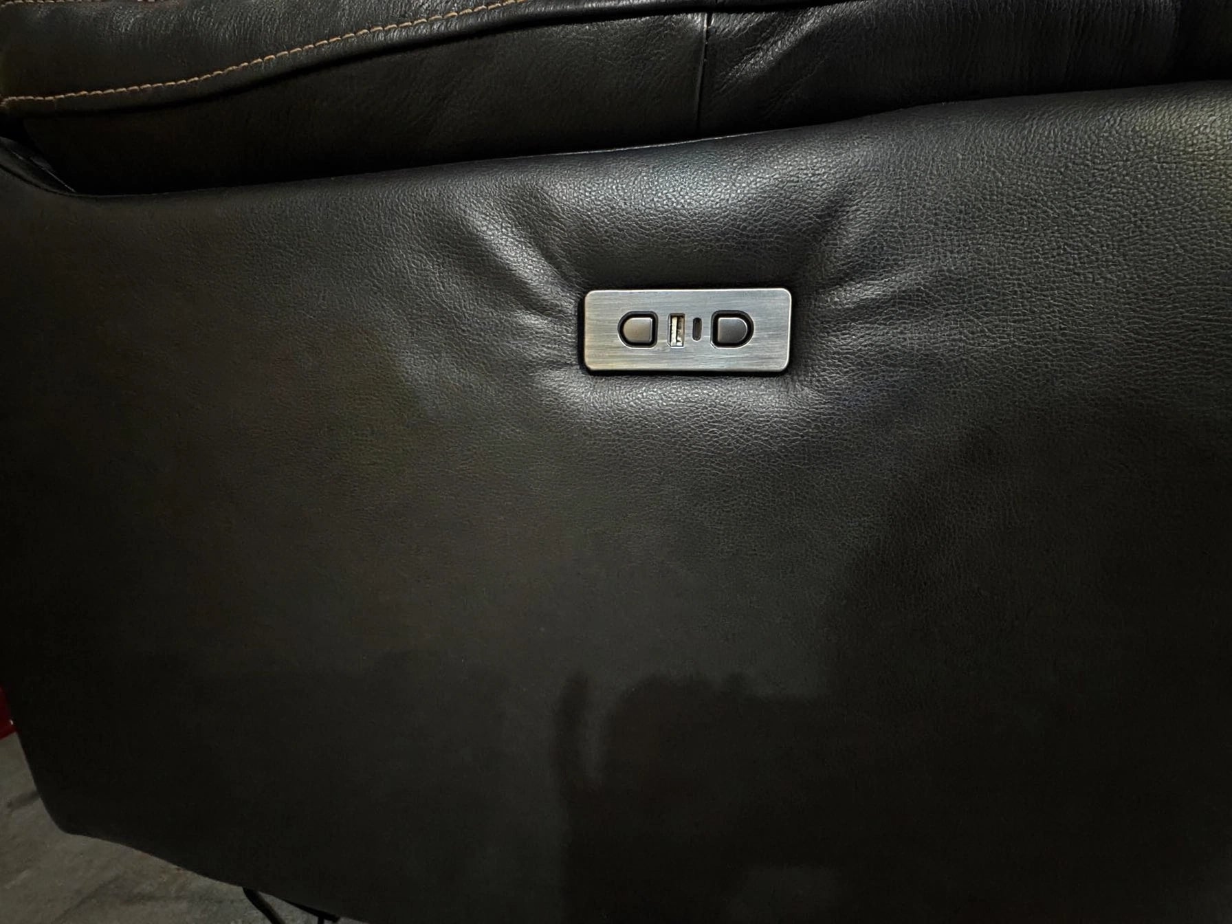 Modena Modular Lounge with 3x Electric Recliners In Black Leather