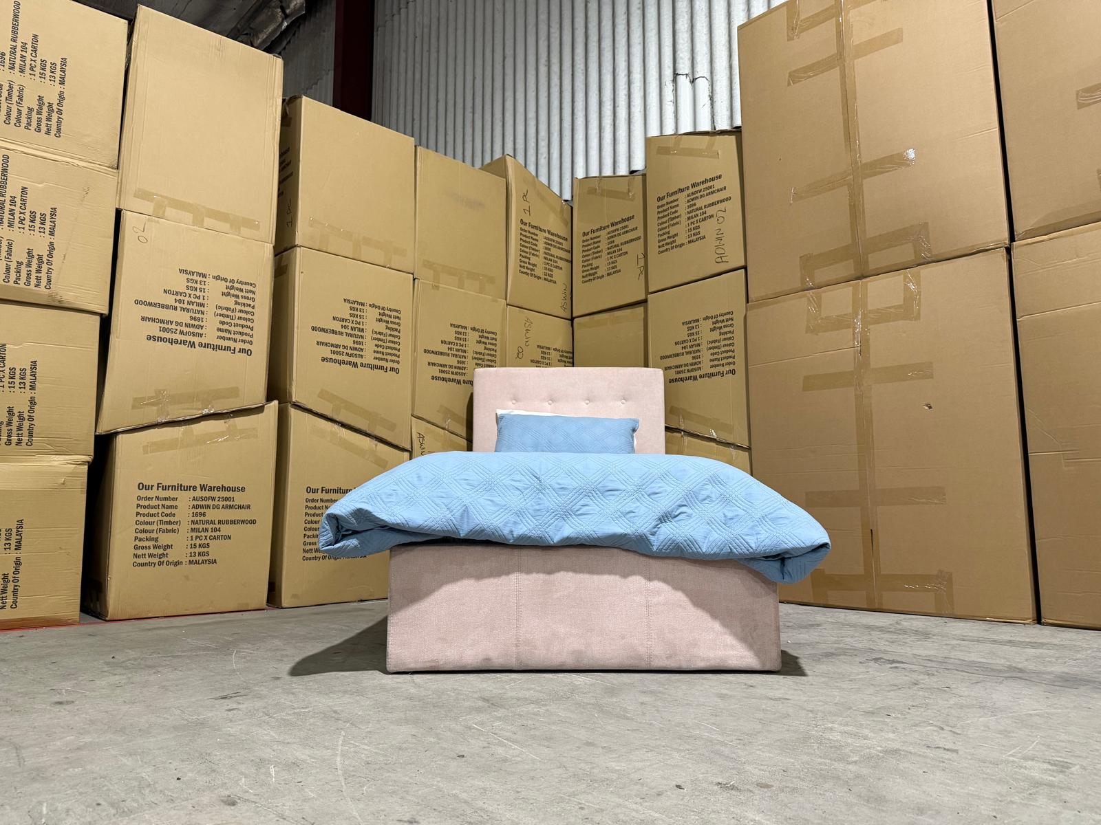 Stuart Single bed in Blush Pink