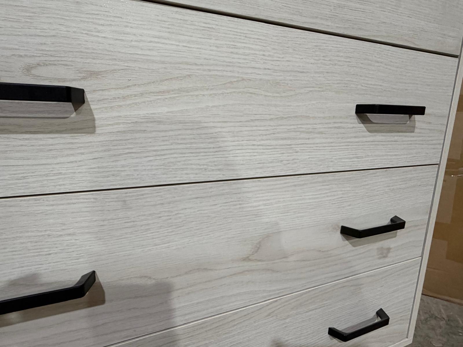 Atlanta dressing table inc mirros in grey wash finish