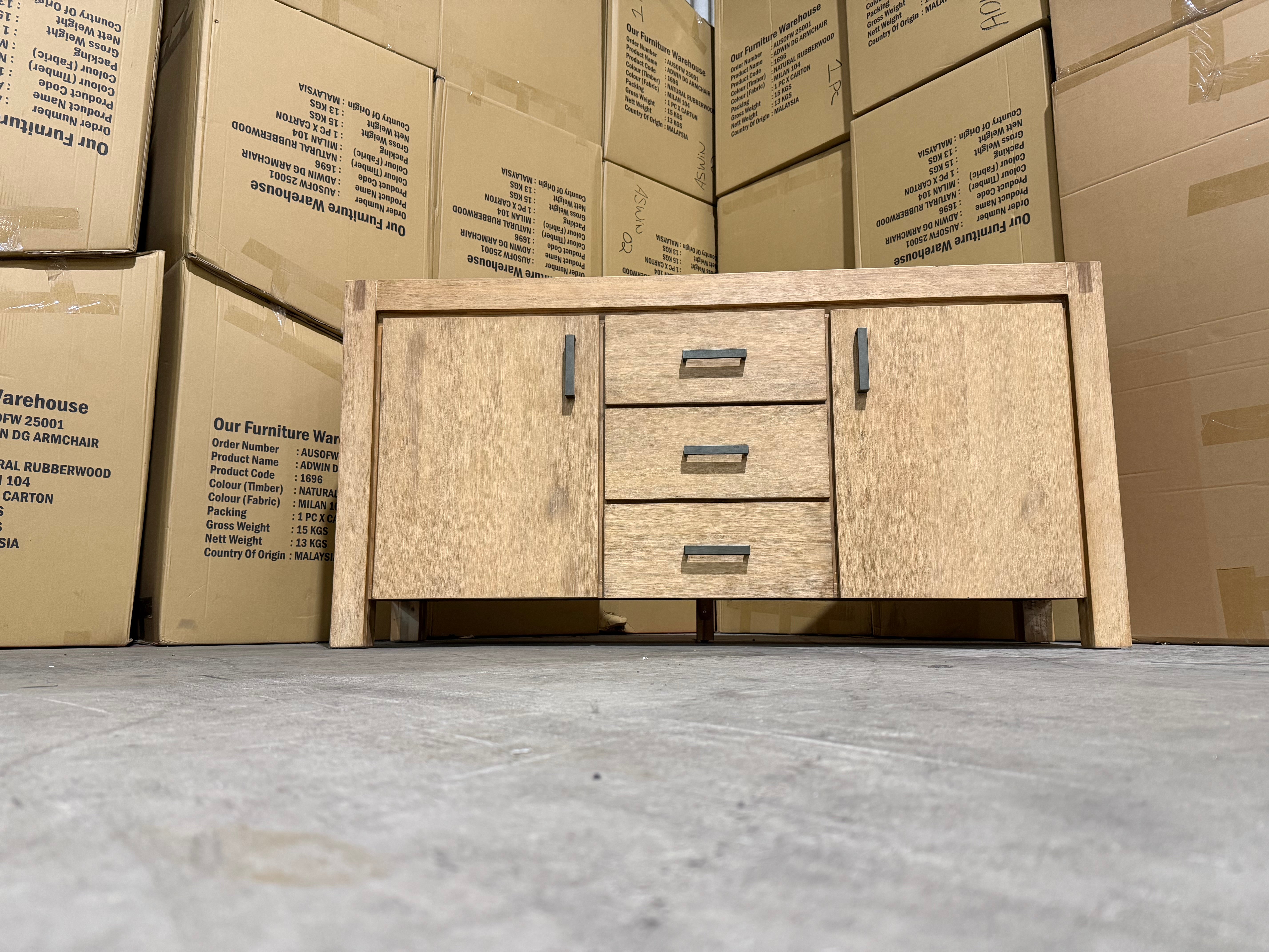 Crystal brook 1620 buffet in acacia timber