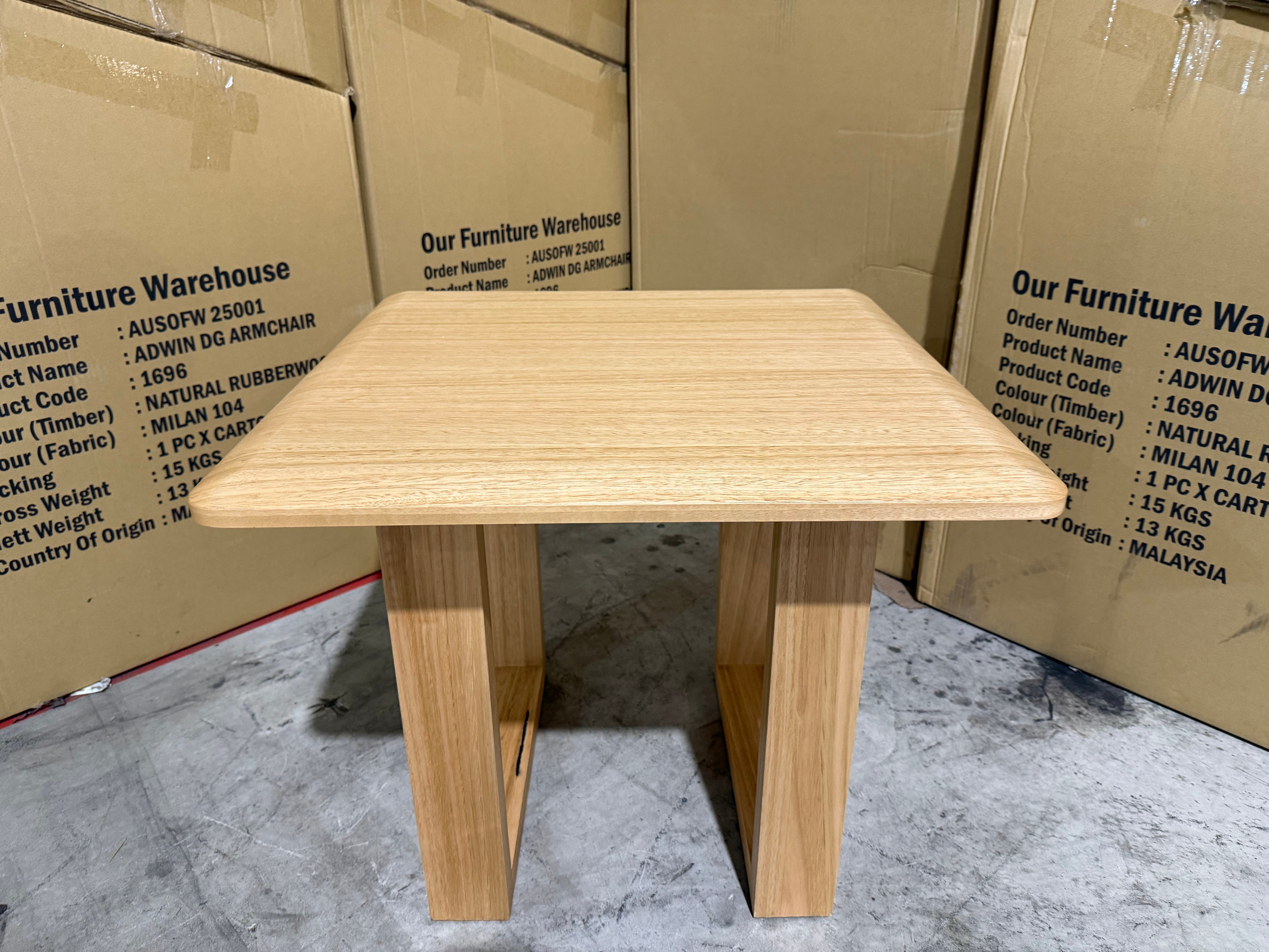 Mitcham Lamp Table Tassie Oak Dining Range