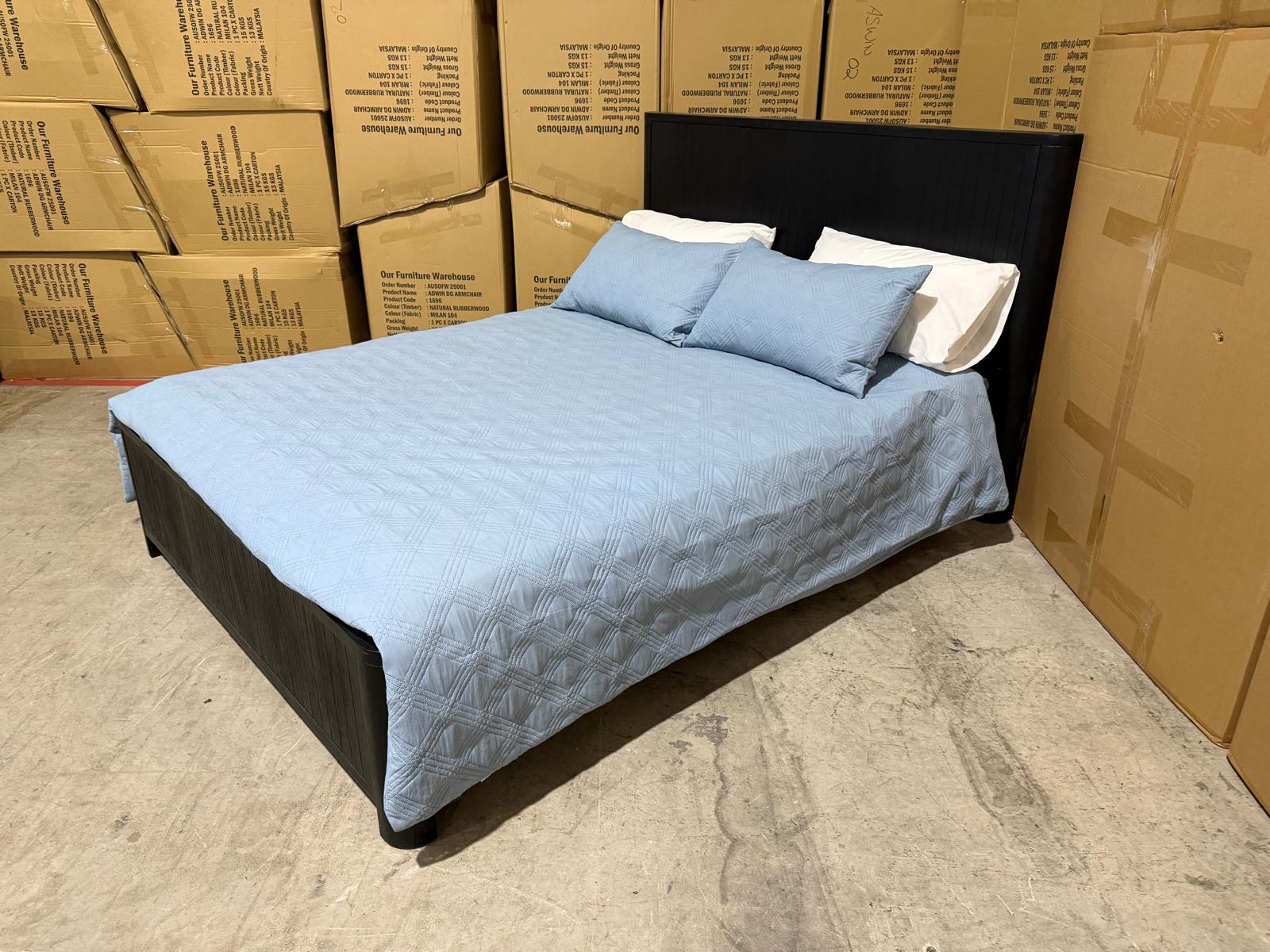 Athena ripple King size bed in shadow black finish