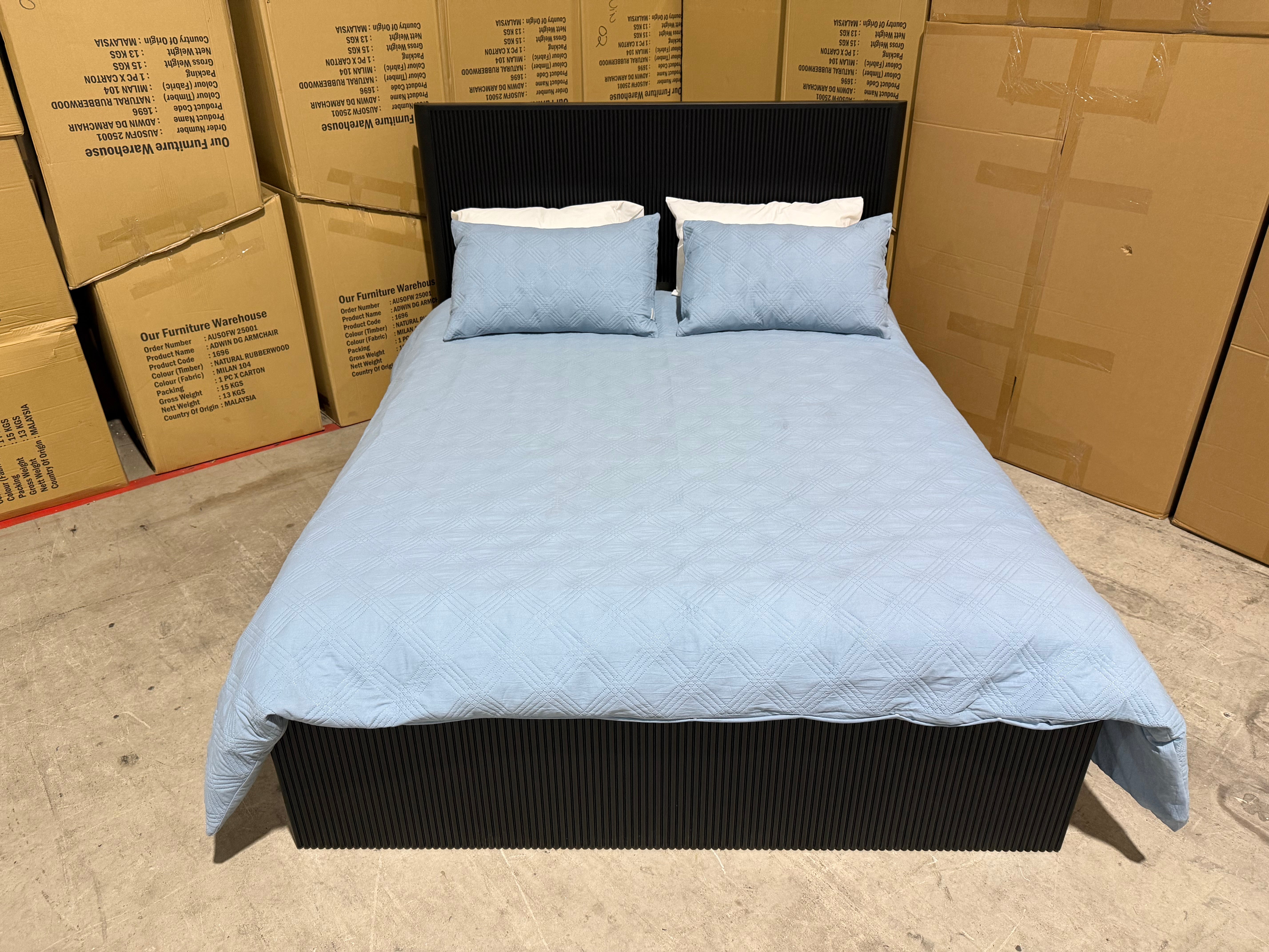 Portugal king size bed black finish