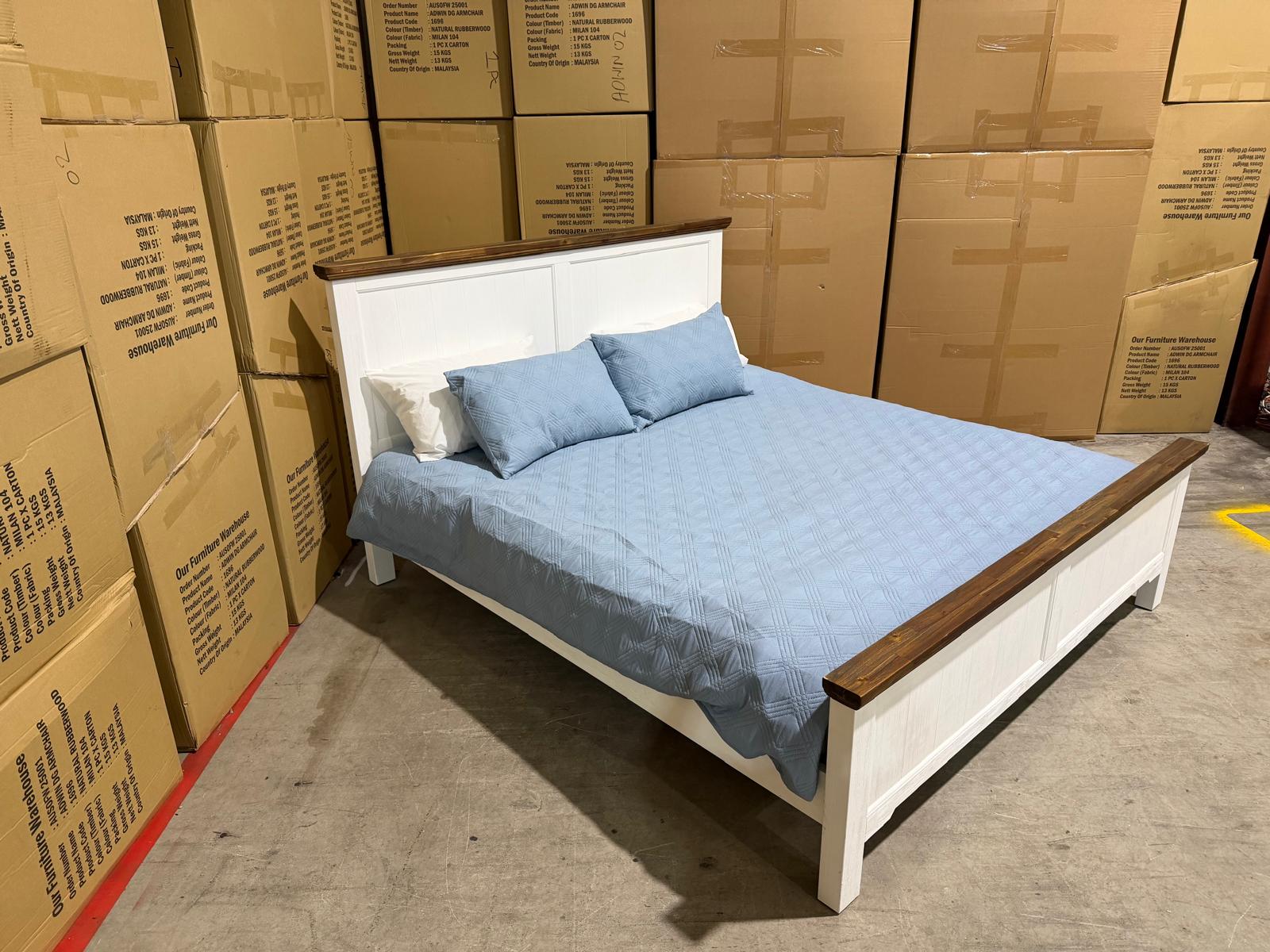 Hamptons queen size bed in two tone finish