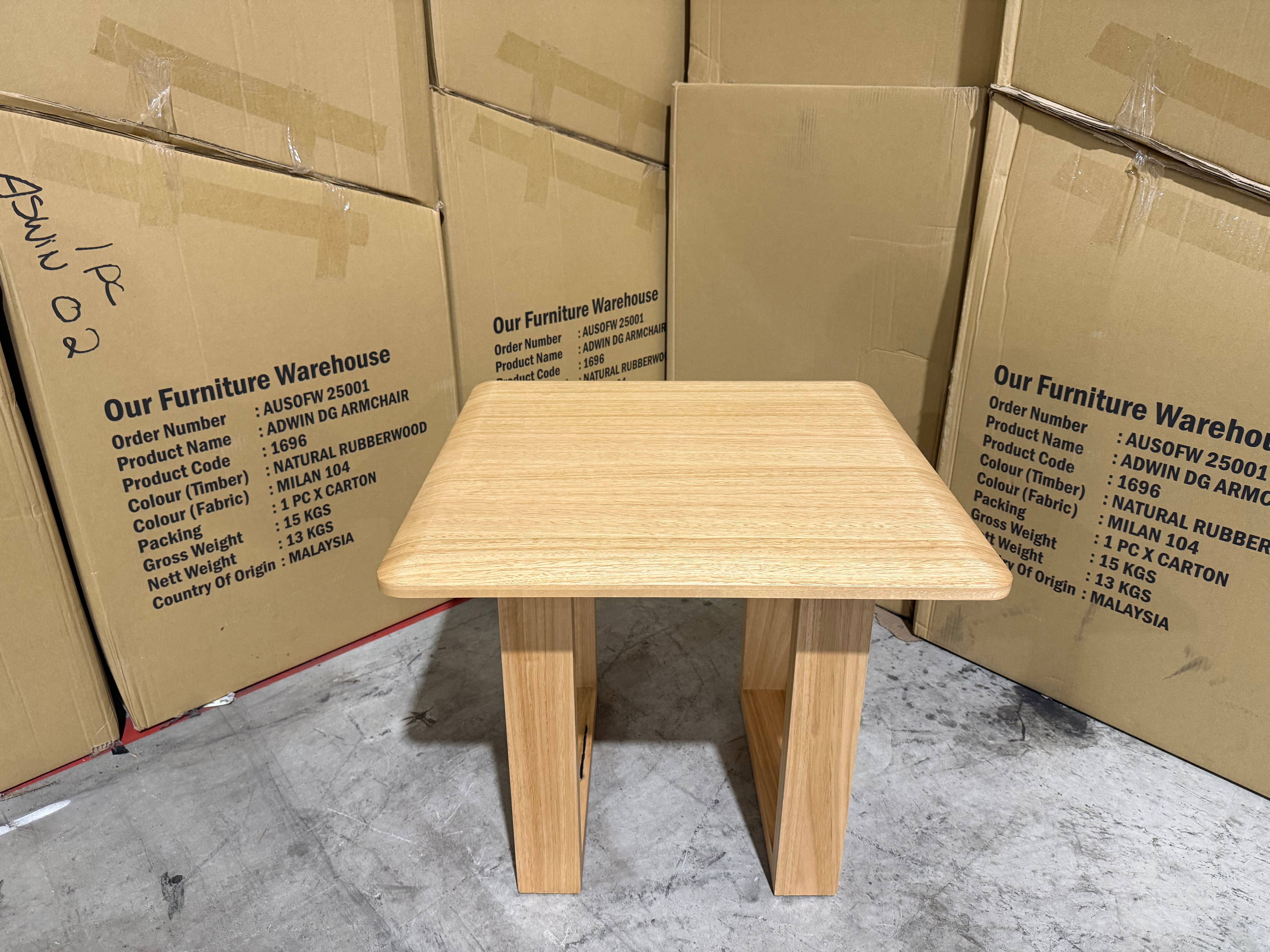 Mitcham Lamp Table Tassie Oak Dining Range