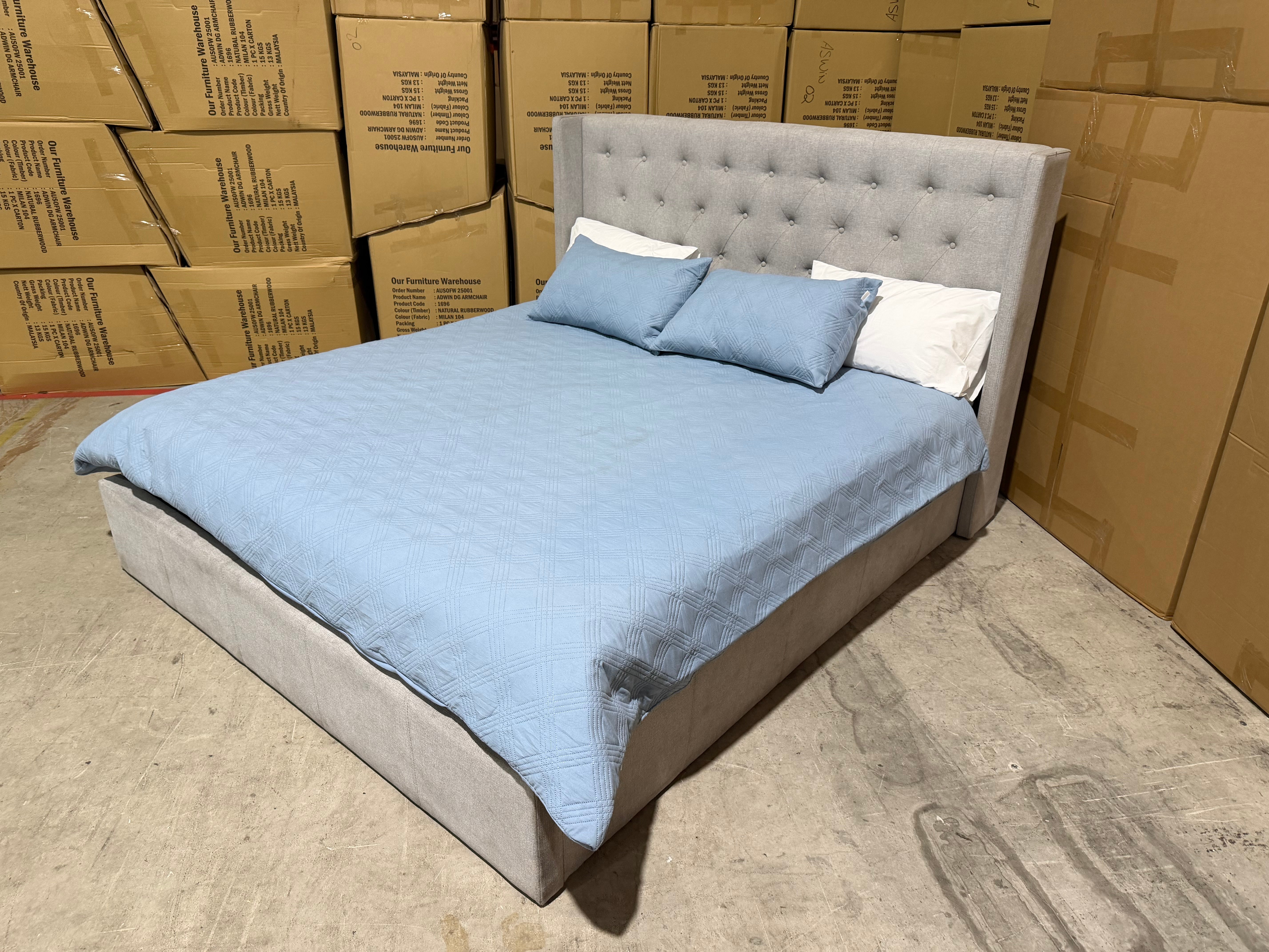Memphis Bedding Range (Light Grey)  2 Sizes Queen & King