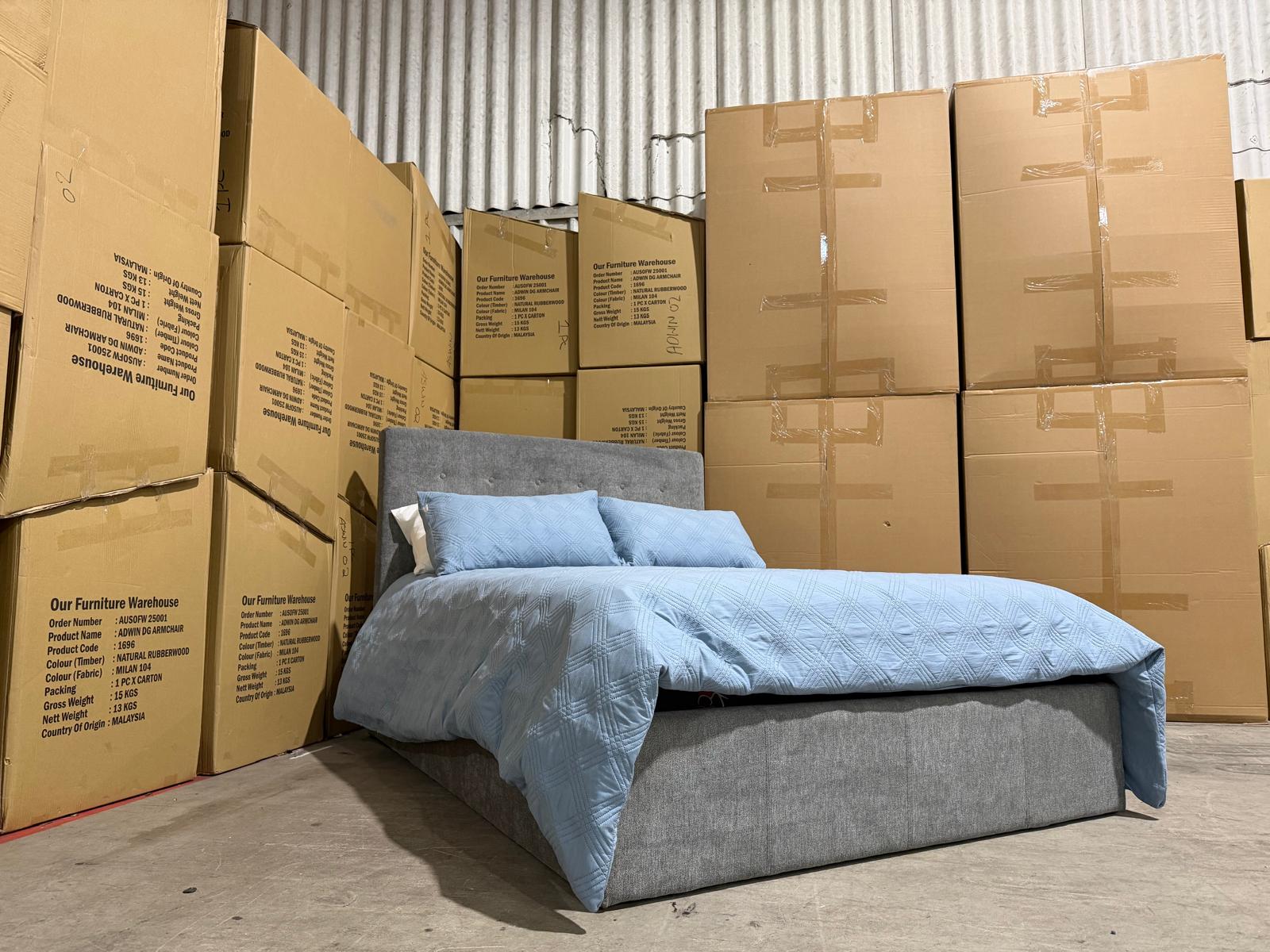 Stuart Double Bed in Light Grey