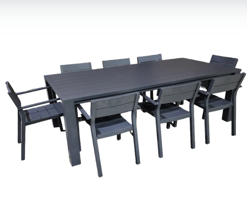 Big boy outdoor setting 9pce 2400 table & 8 Chairs