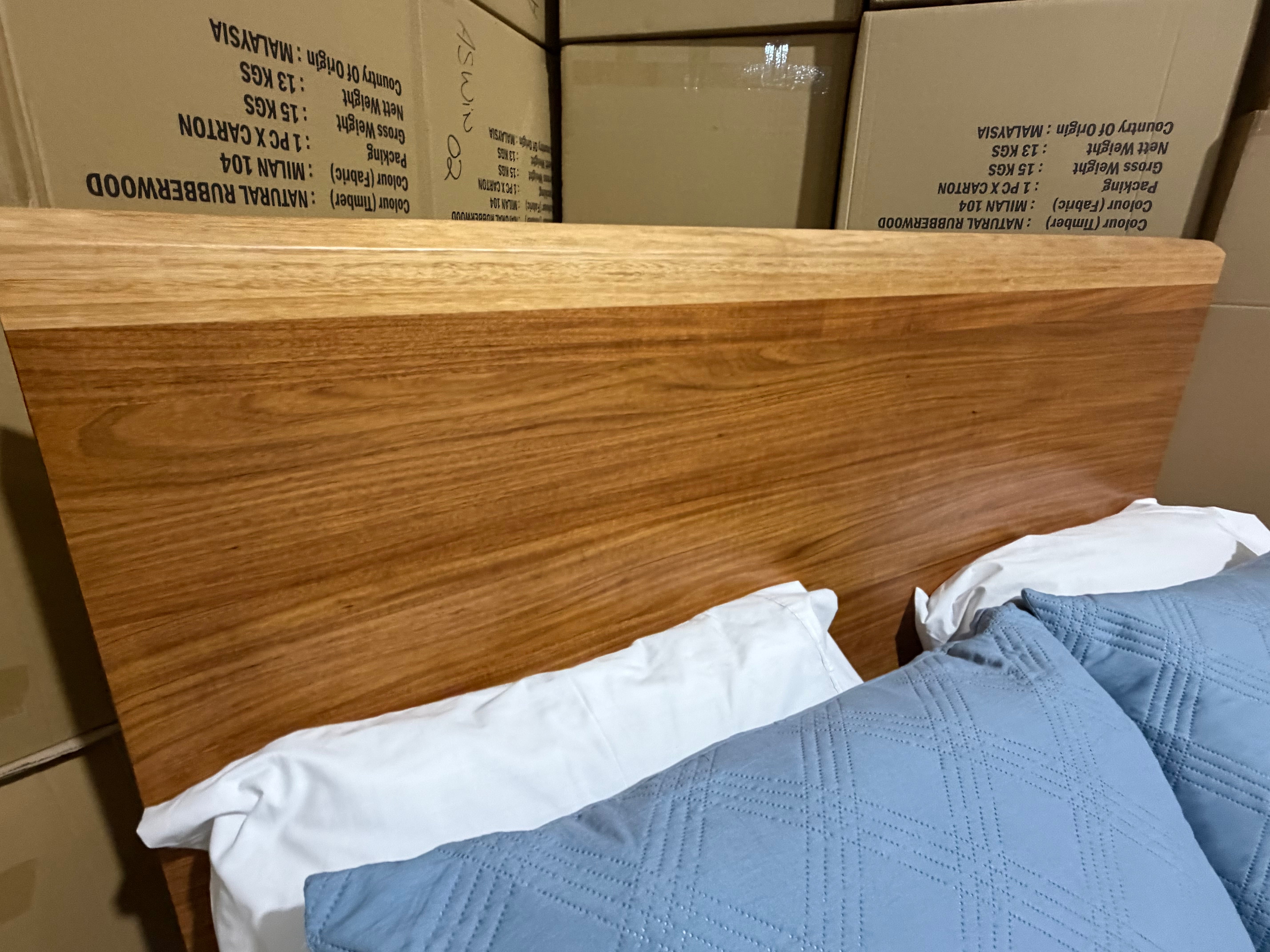Highland queen size bed in blackwood