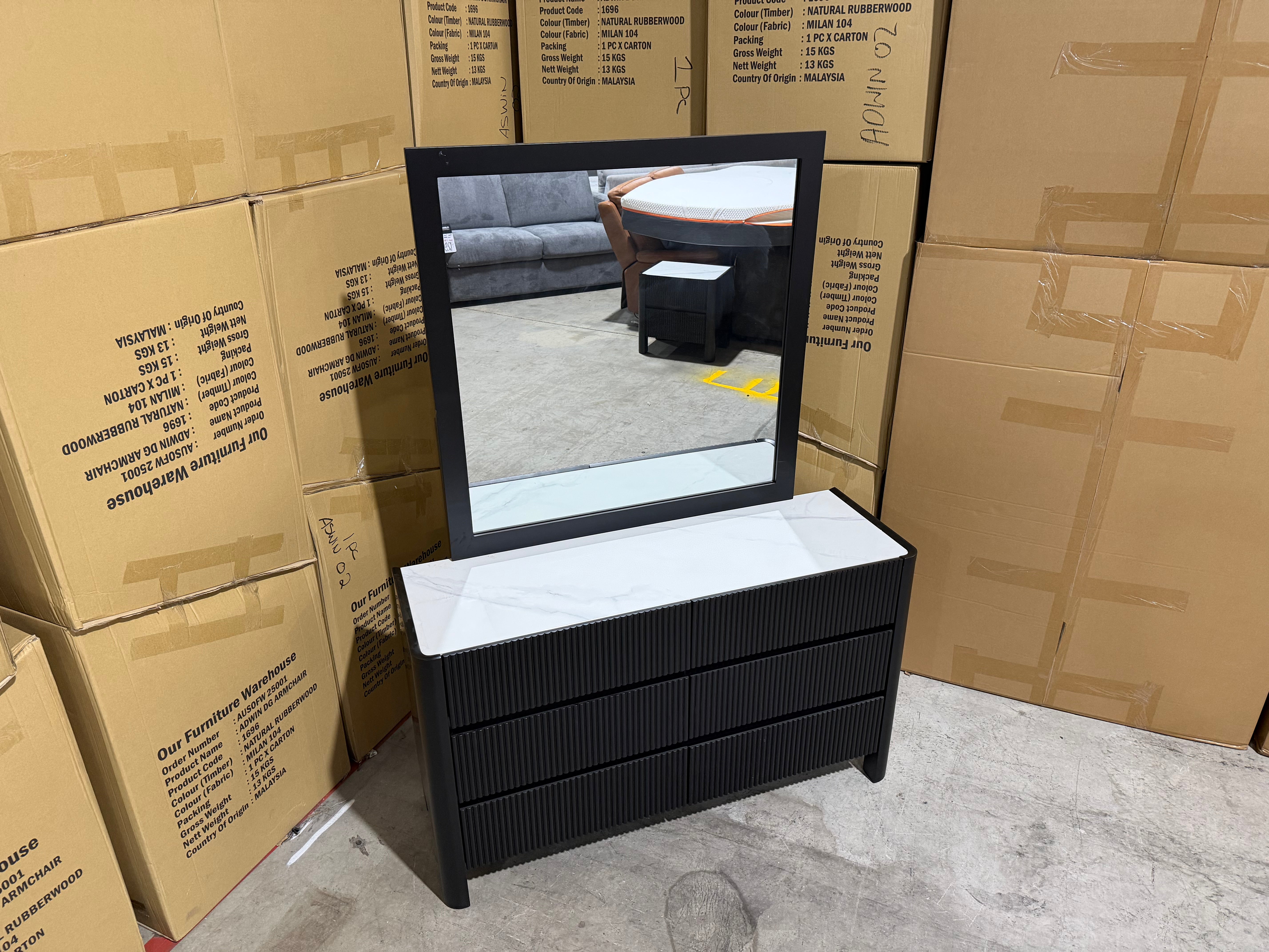 Portugal dressing table with mirror black finish with marble looking top