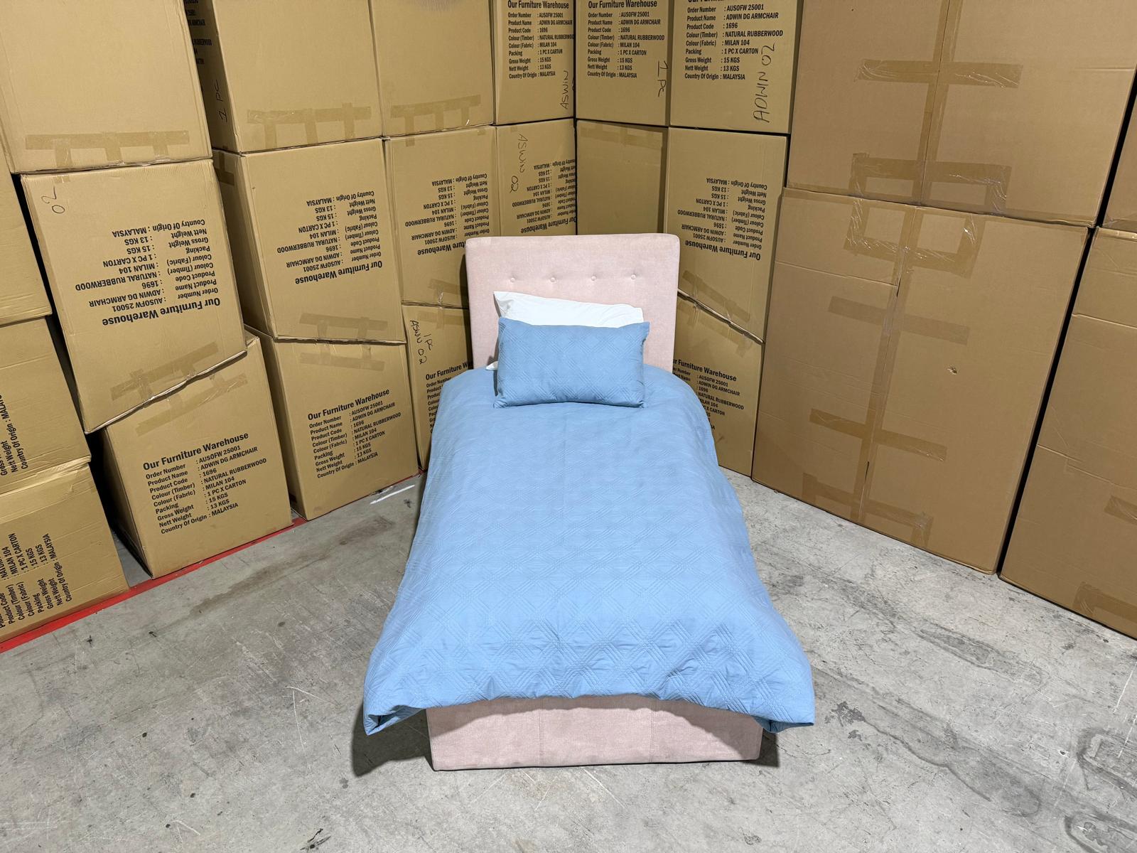 Stuart Single bed in Blush Pink