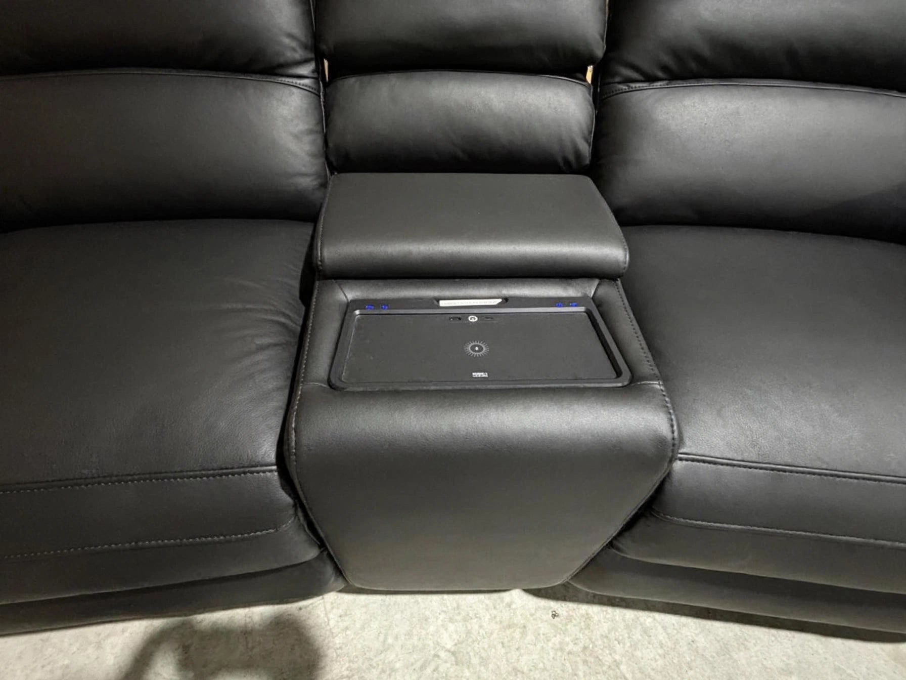 Bradford Home theatre lounge inc 4 electric recliners in nic 98 black 25106