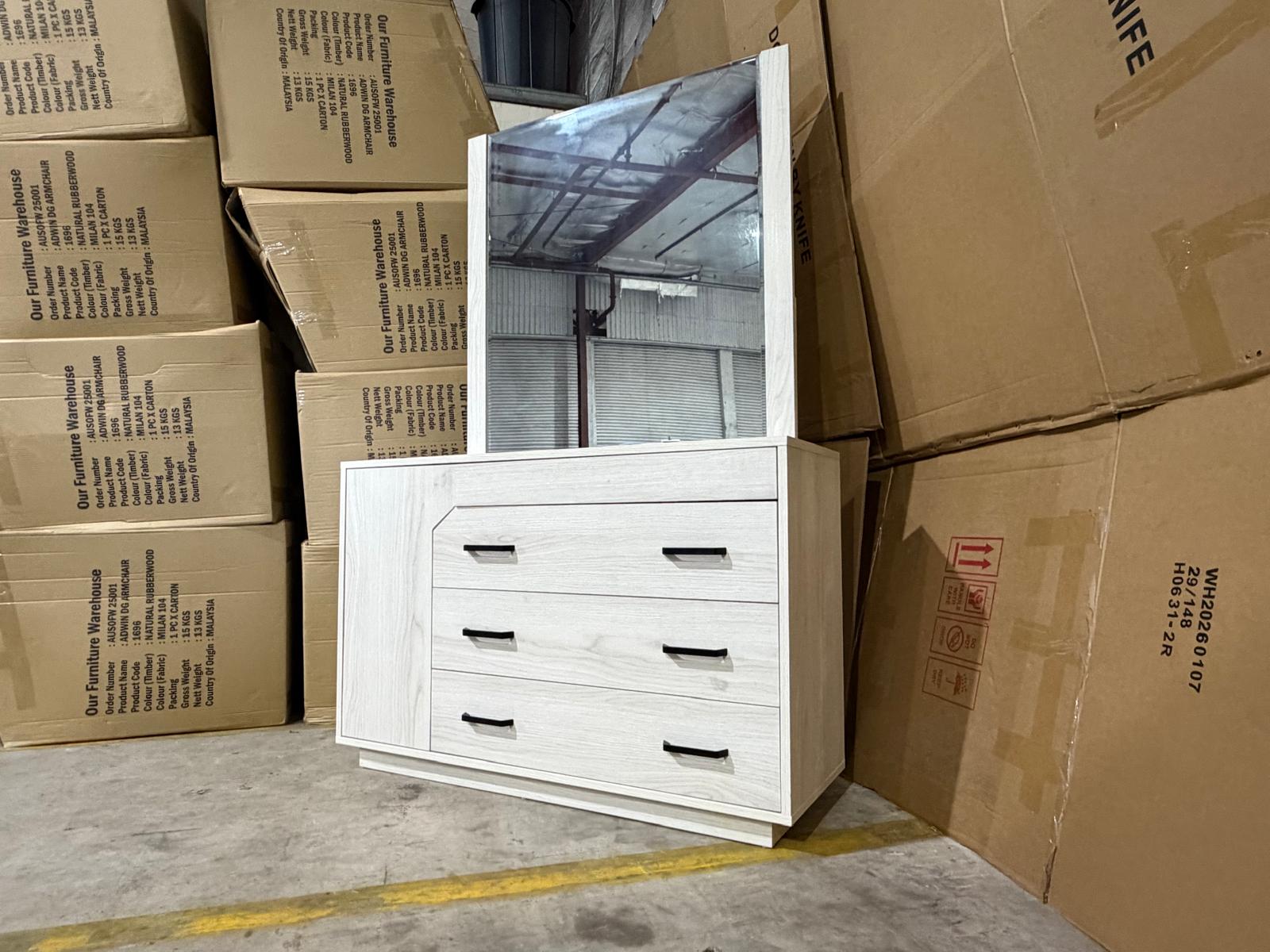 Atlanta dressing table inc mirros in grey wash finish
