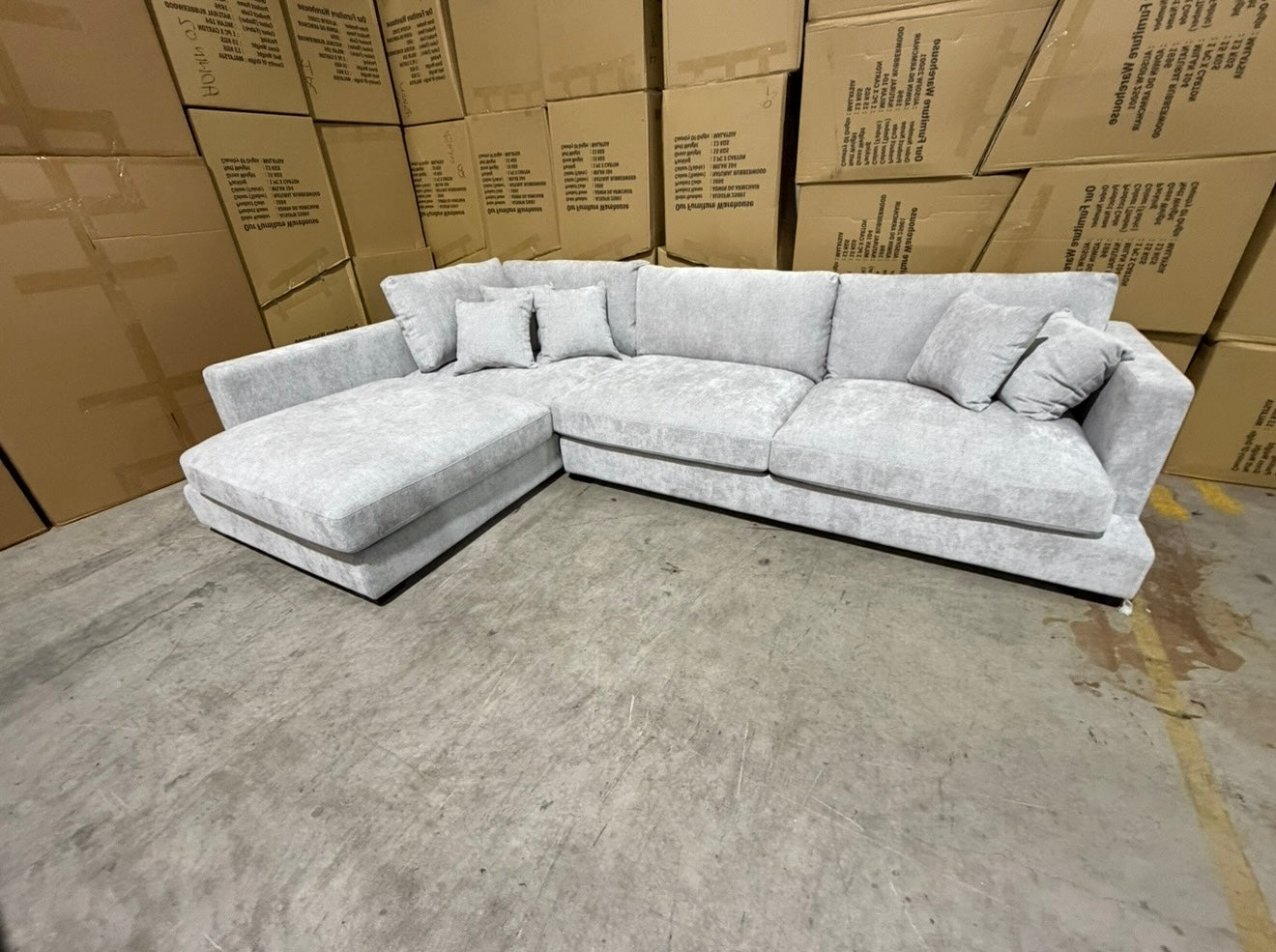 Baxtor LHF Chaise Lounge Inc Scatter Cushions