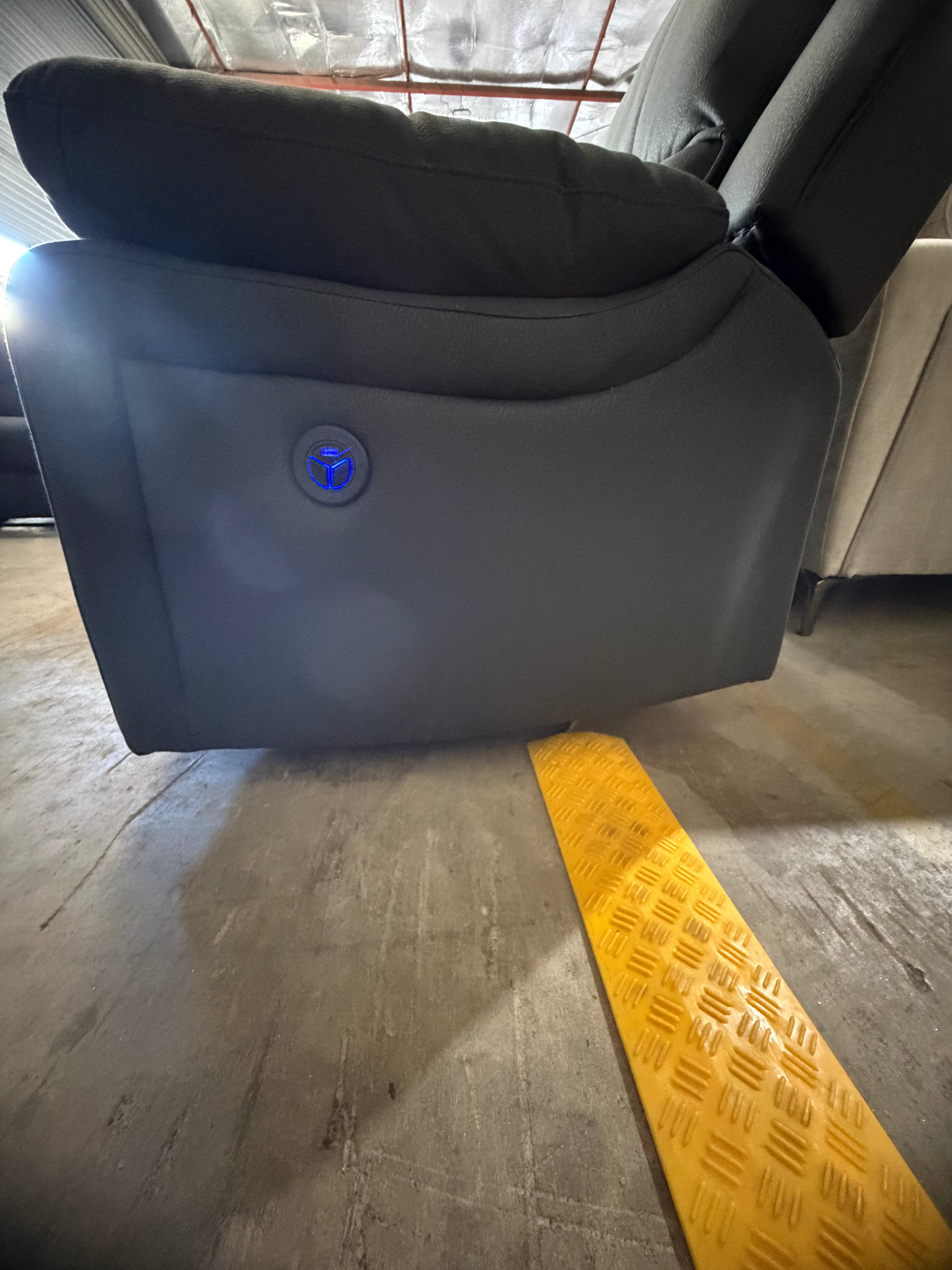 Carlton 6pce modular lounge with 3x electric recliners in charcoal