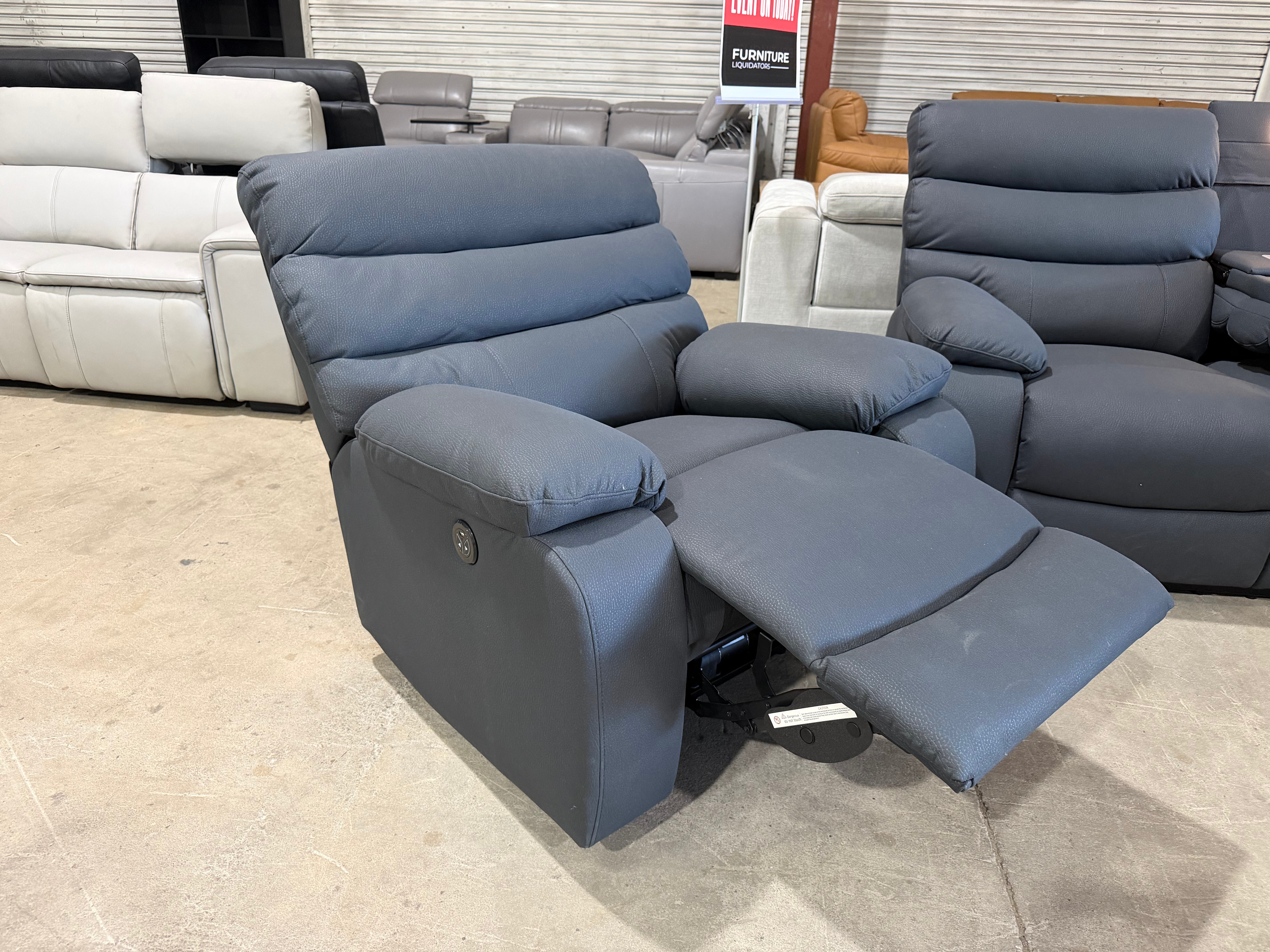 Noosa electric recliner In Charcoal