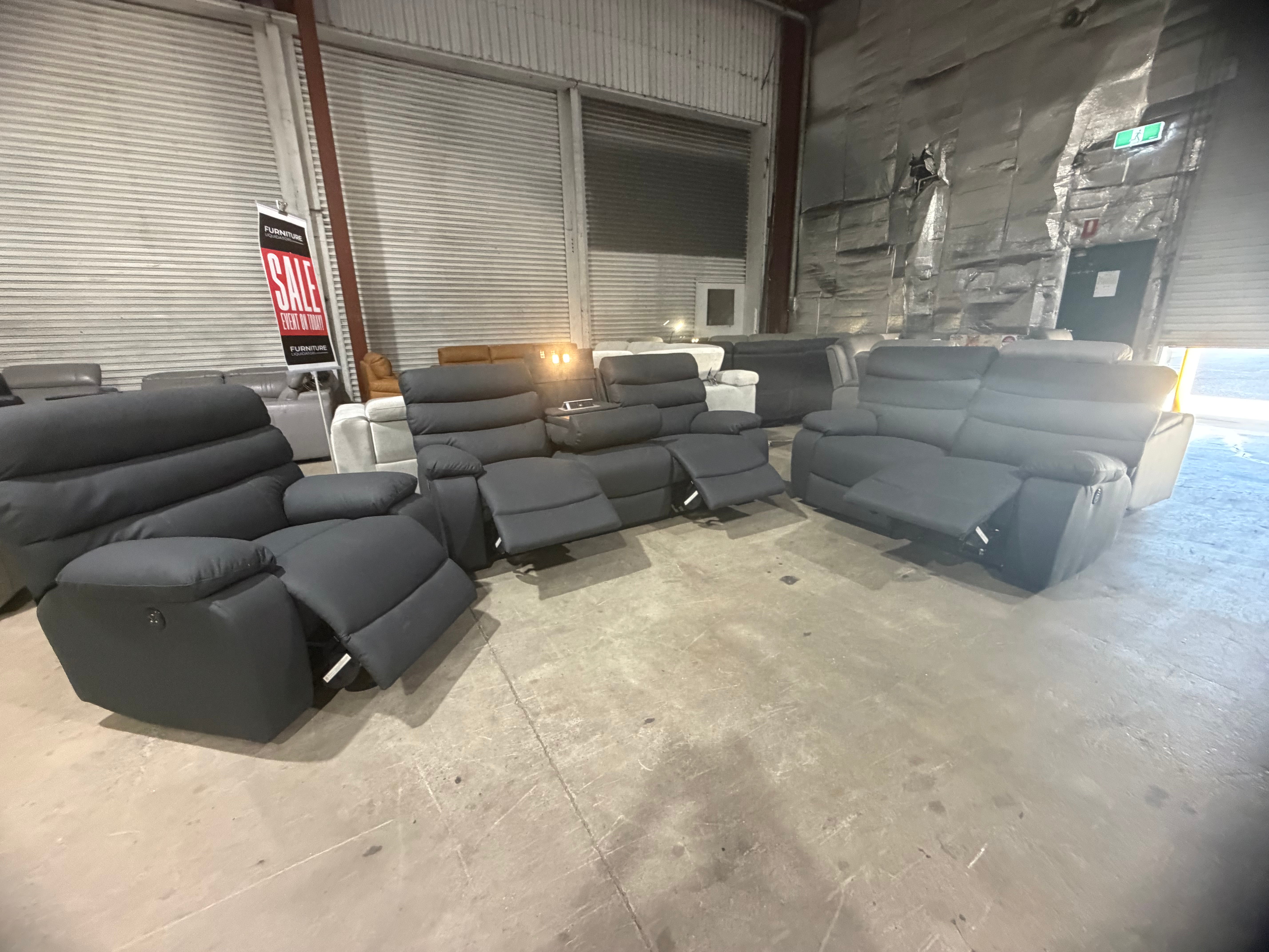 Noosa 3+2+1 Recliner Package In Charcoal