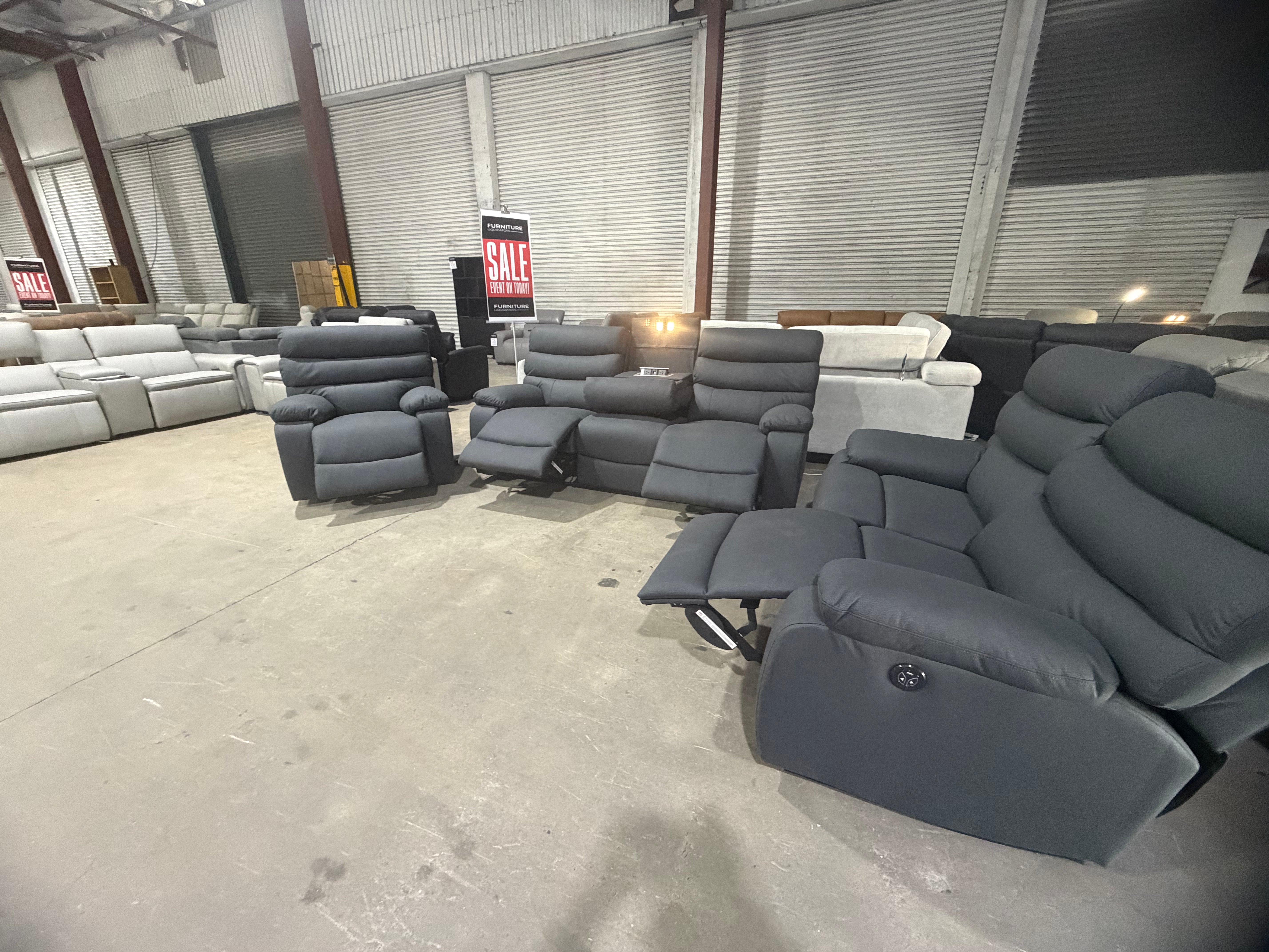 Noosa 3+2+1 Recliner Package In Charcoal