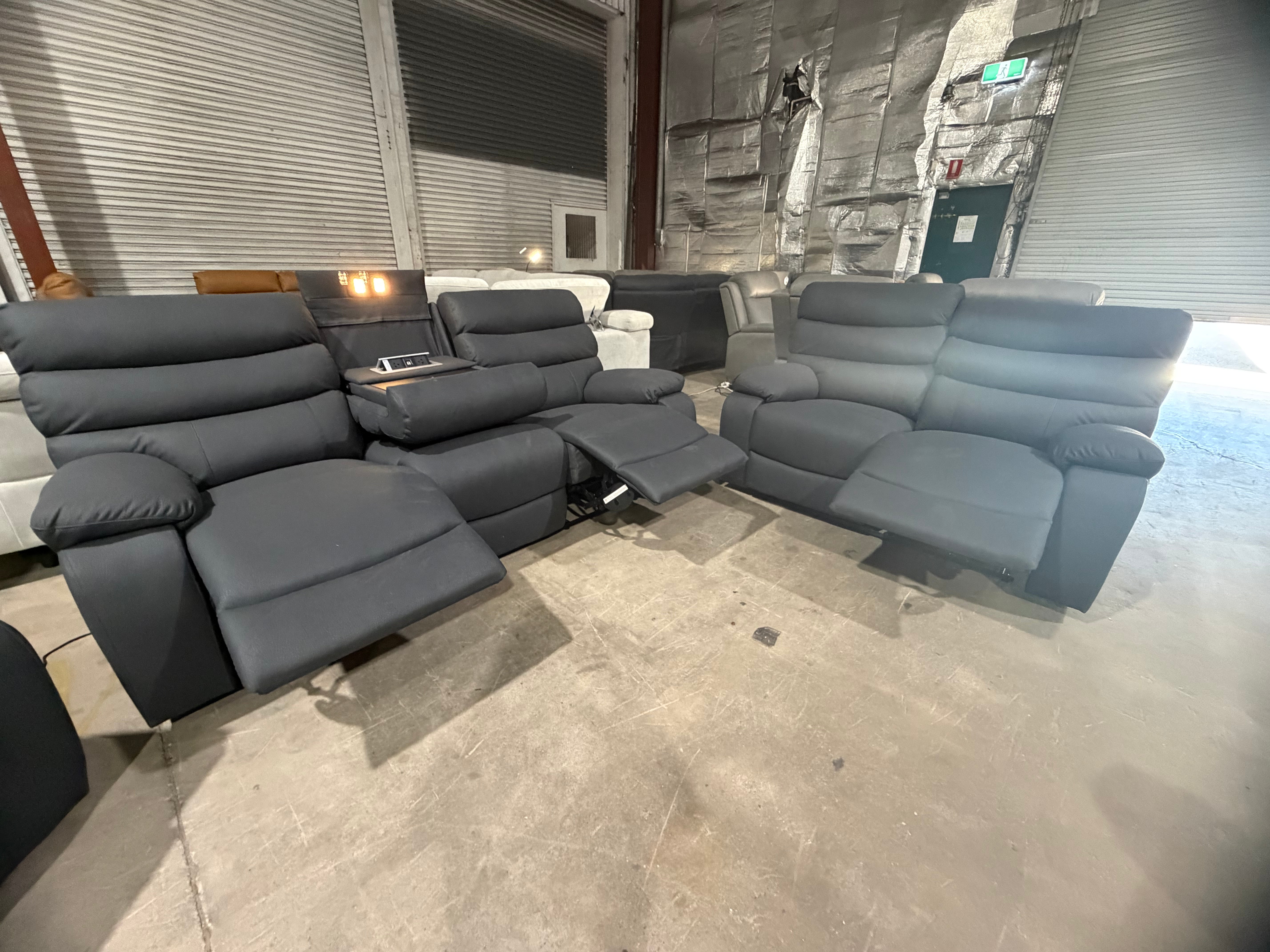 Noosa 3+2 Recliner Package In Charcoal