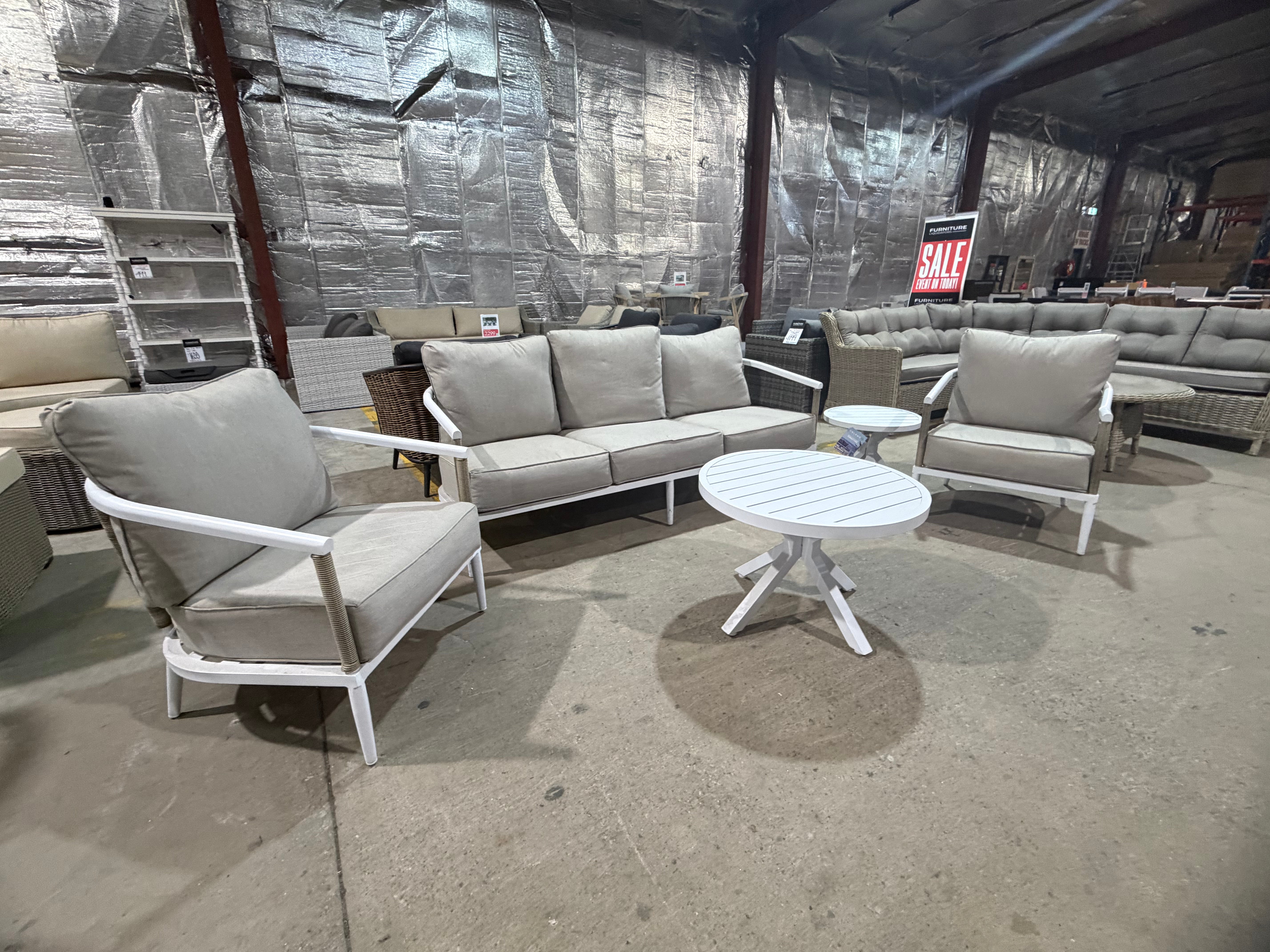 Gretta 5pce outdoor lounge