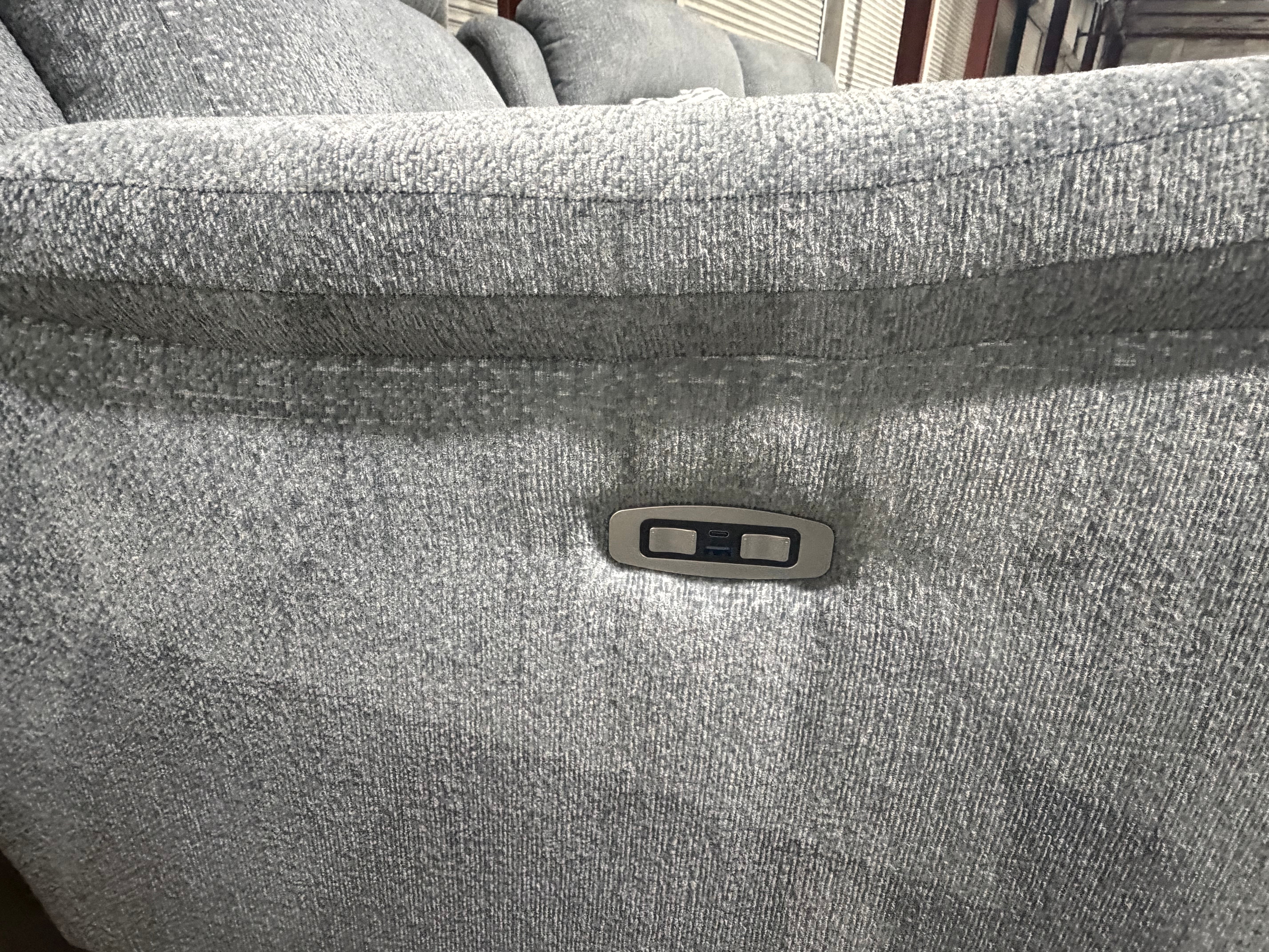 Spencer Single Electric Recliner With Electric Headrests