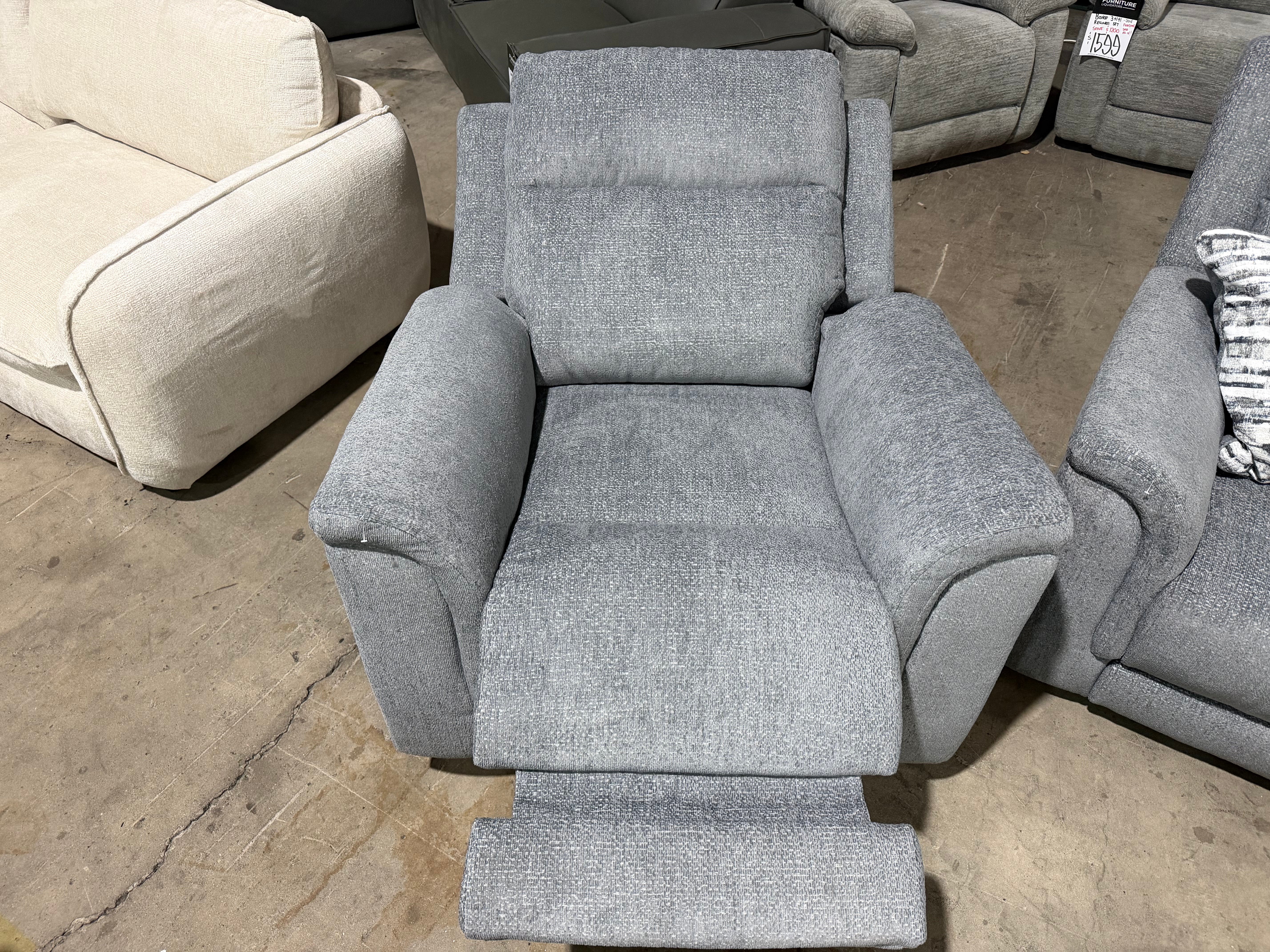 Spencer Single Electric Recliner With Electric Headrests