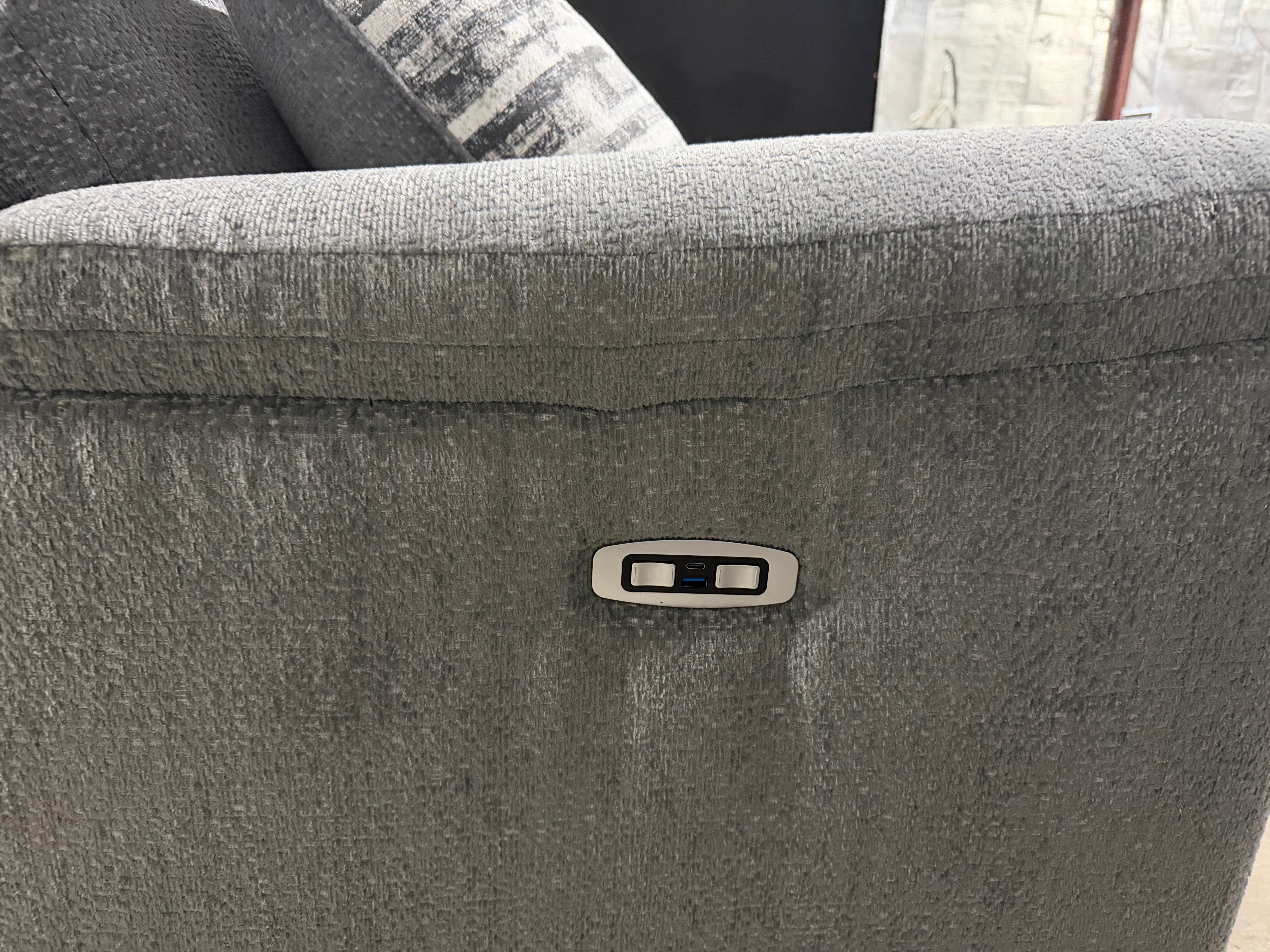 Spencer 2 seater with console dual motor electric