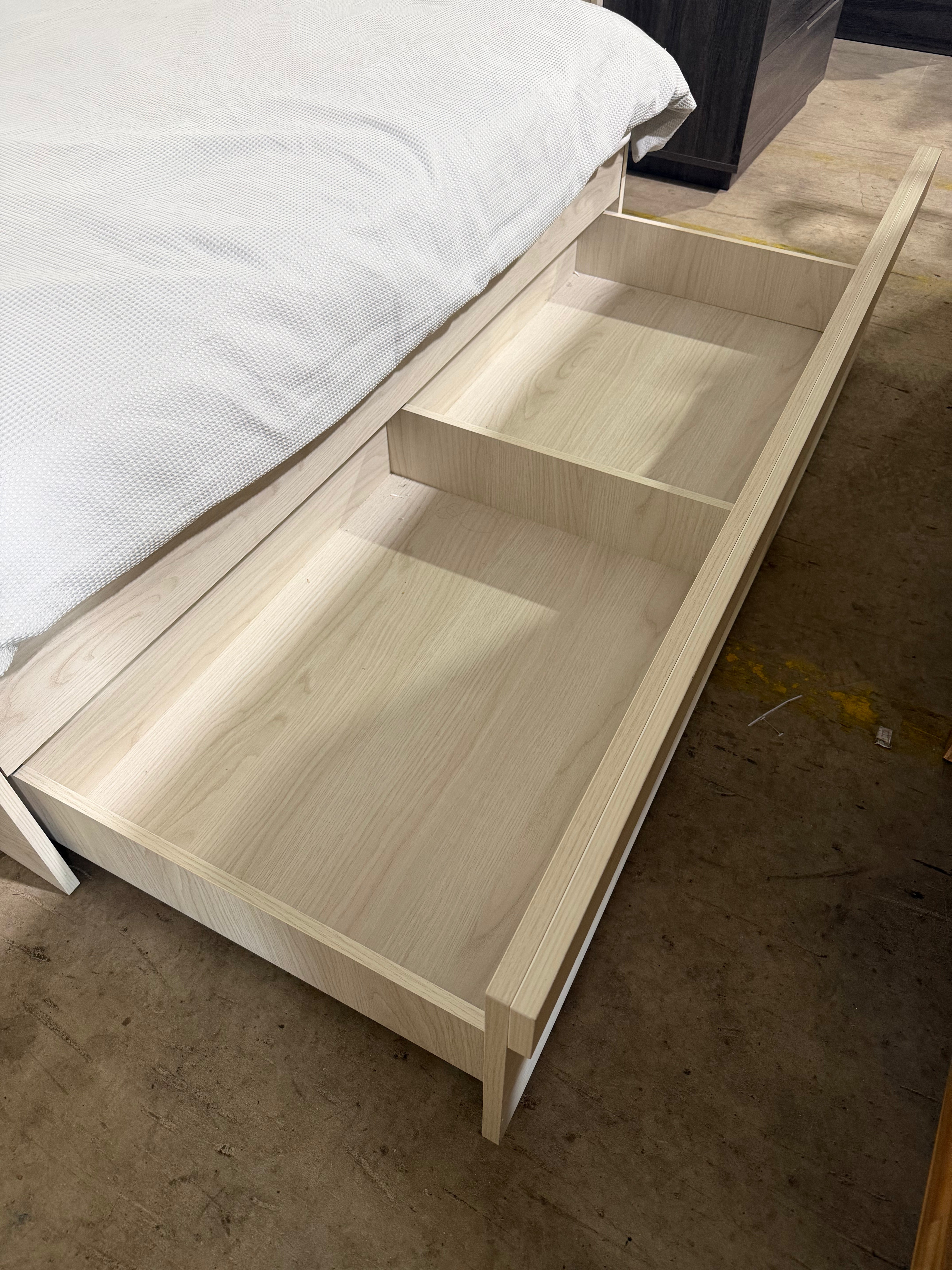 Atlanta Queen size bed in grey wash finish lift up storage