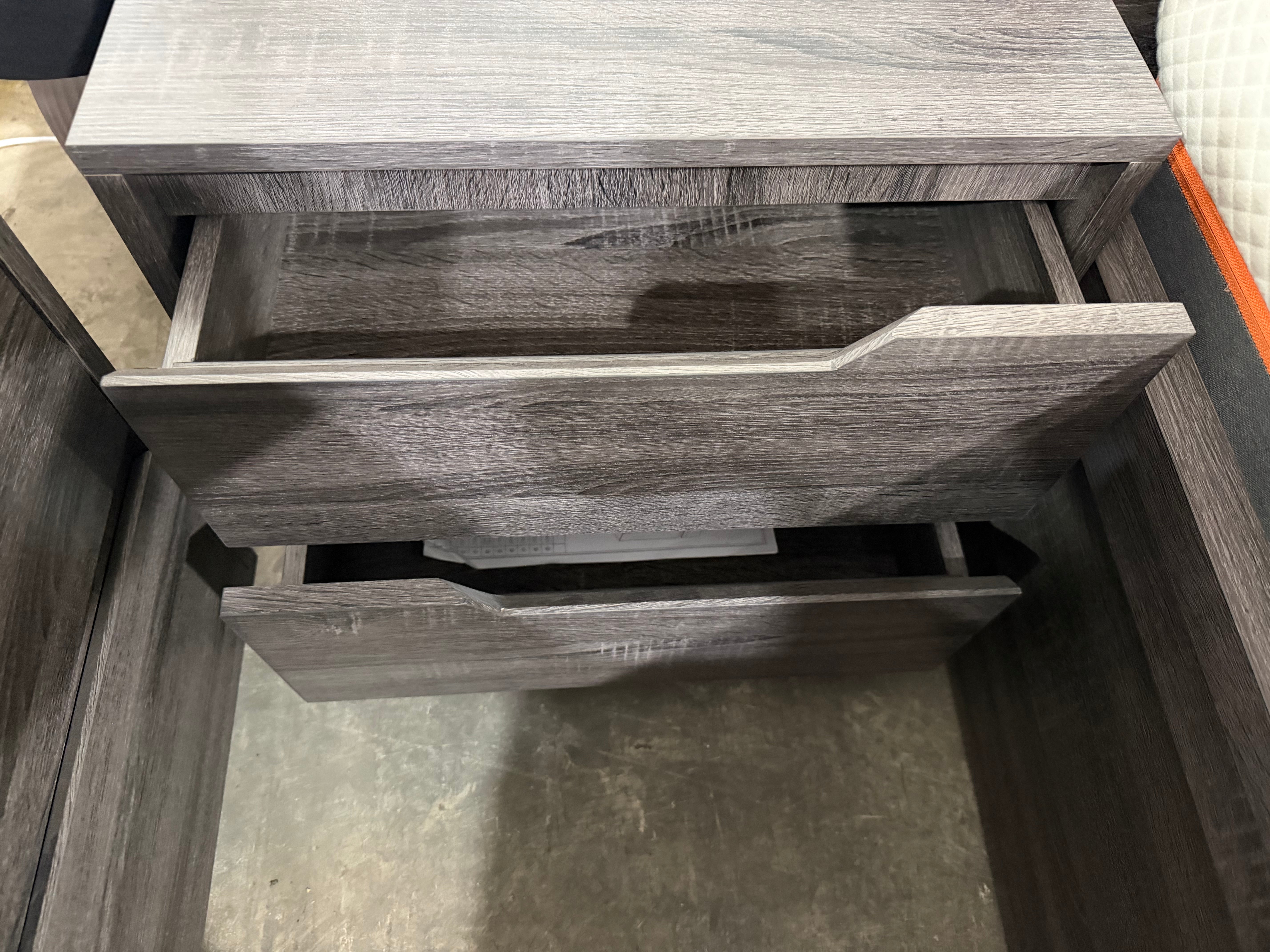 Vienna bed side chest in grey