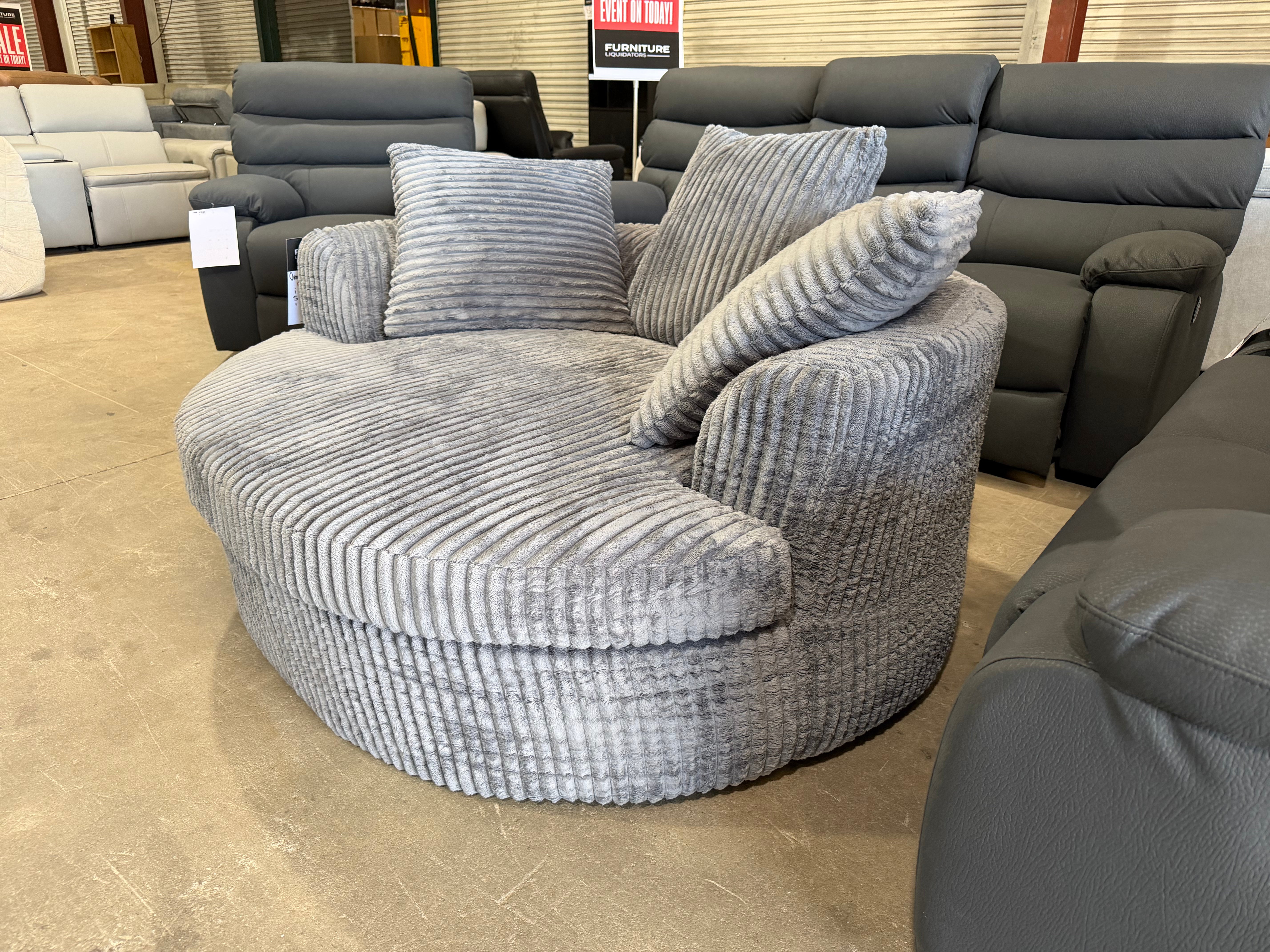 Orbit Accent Chair. (Chair in a Box)