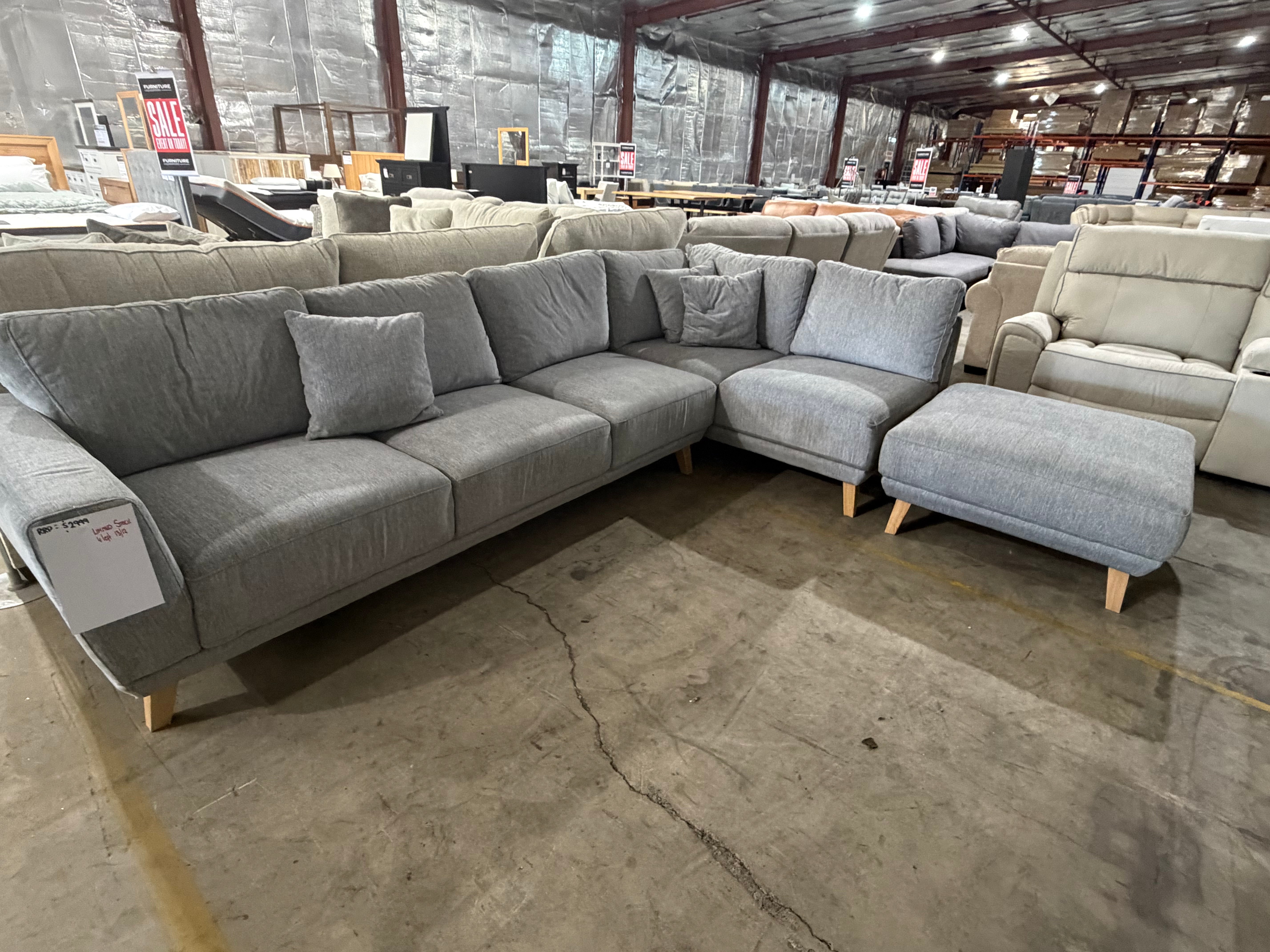 Paloma RHF chaise lounge inc ottoman and scatters in Steel Grey