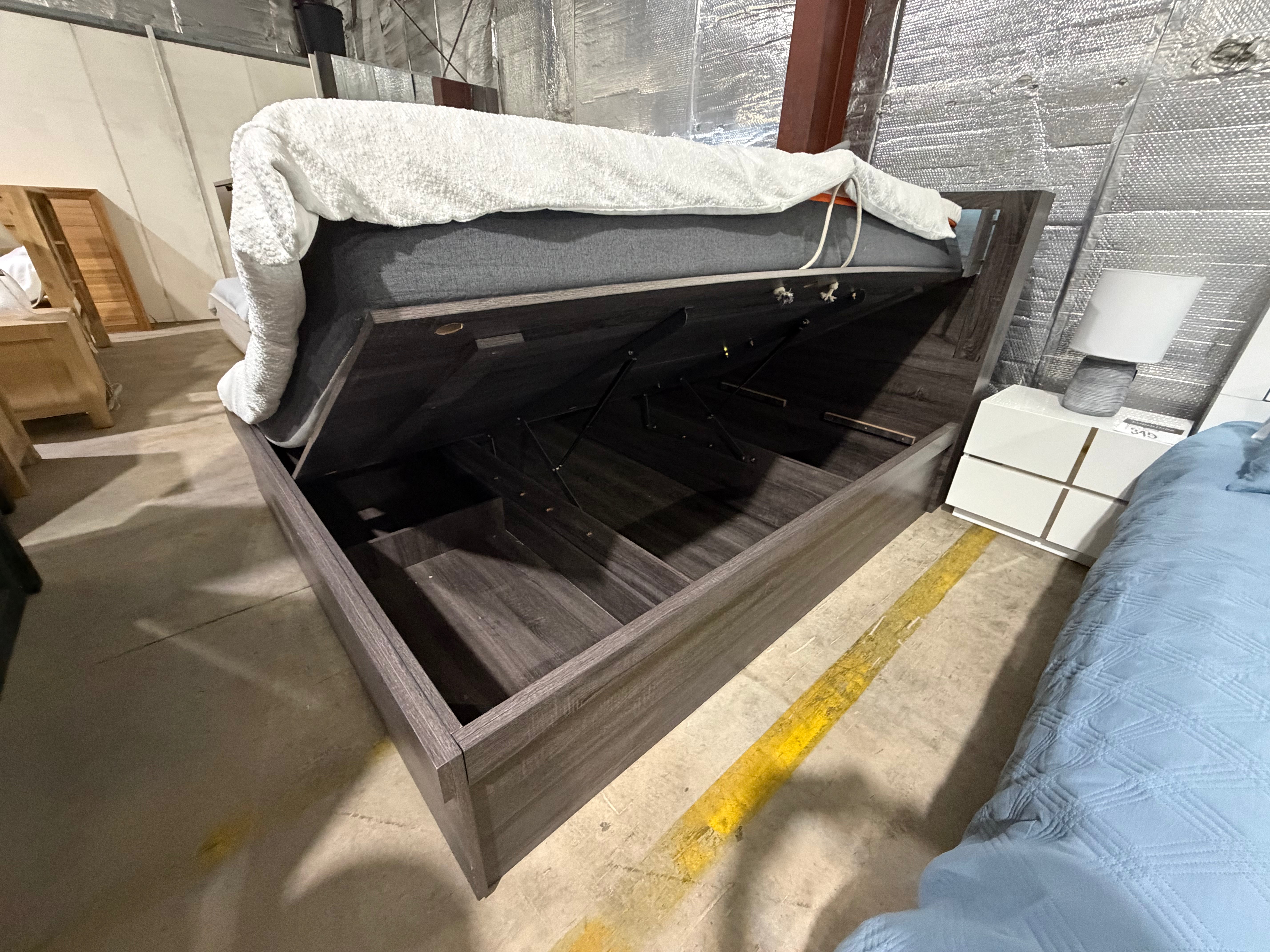 Vienna  queen size bed in grey (boston)