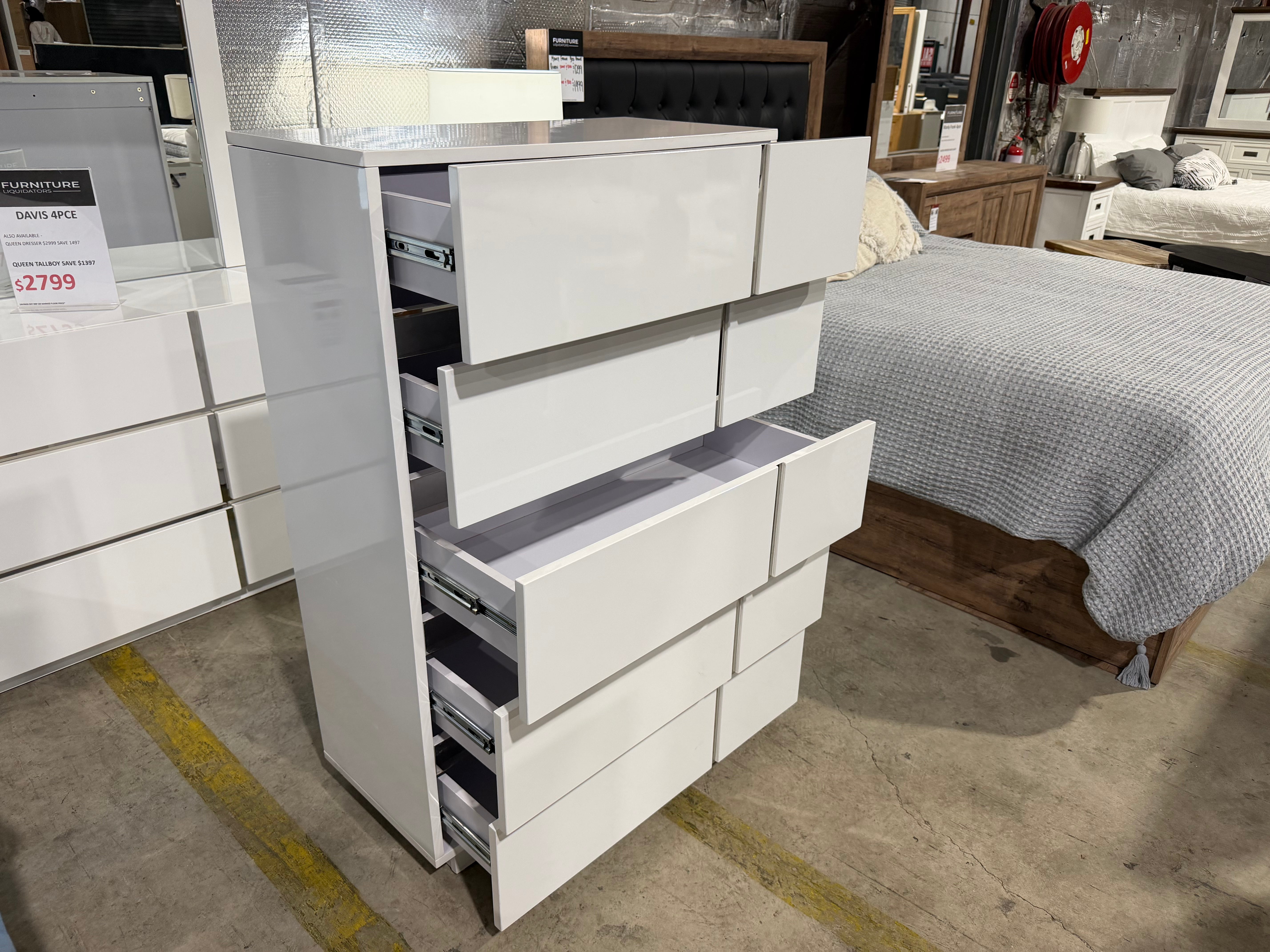 Davis tallboy in Gloss White