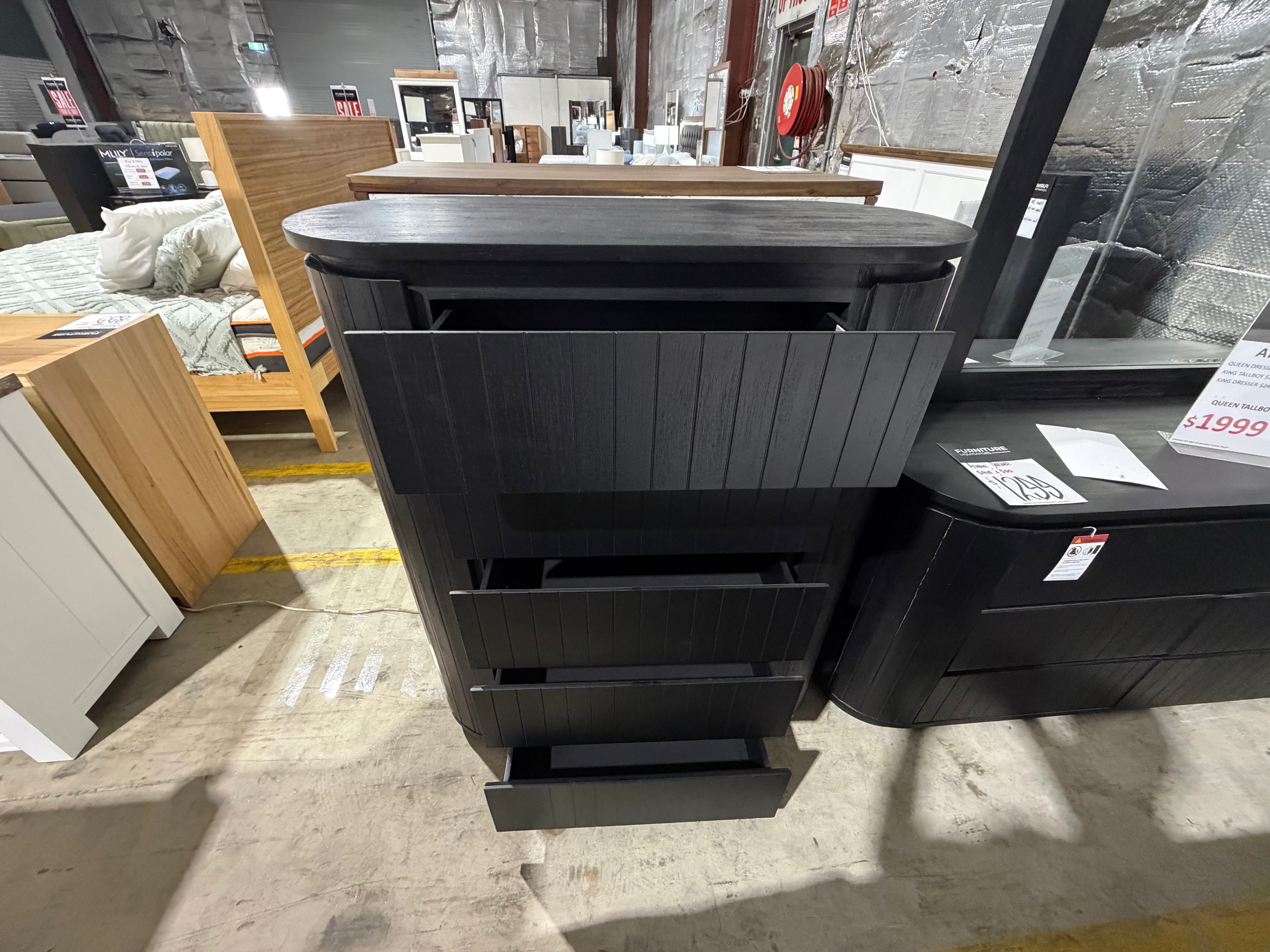 Athena ripple Tallboy in shadow Black