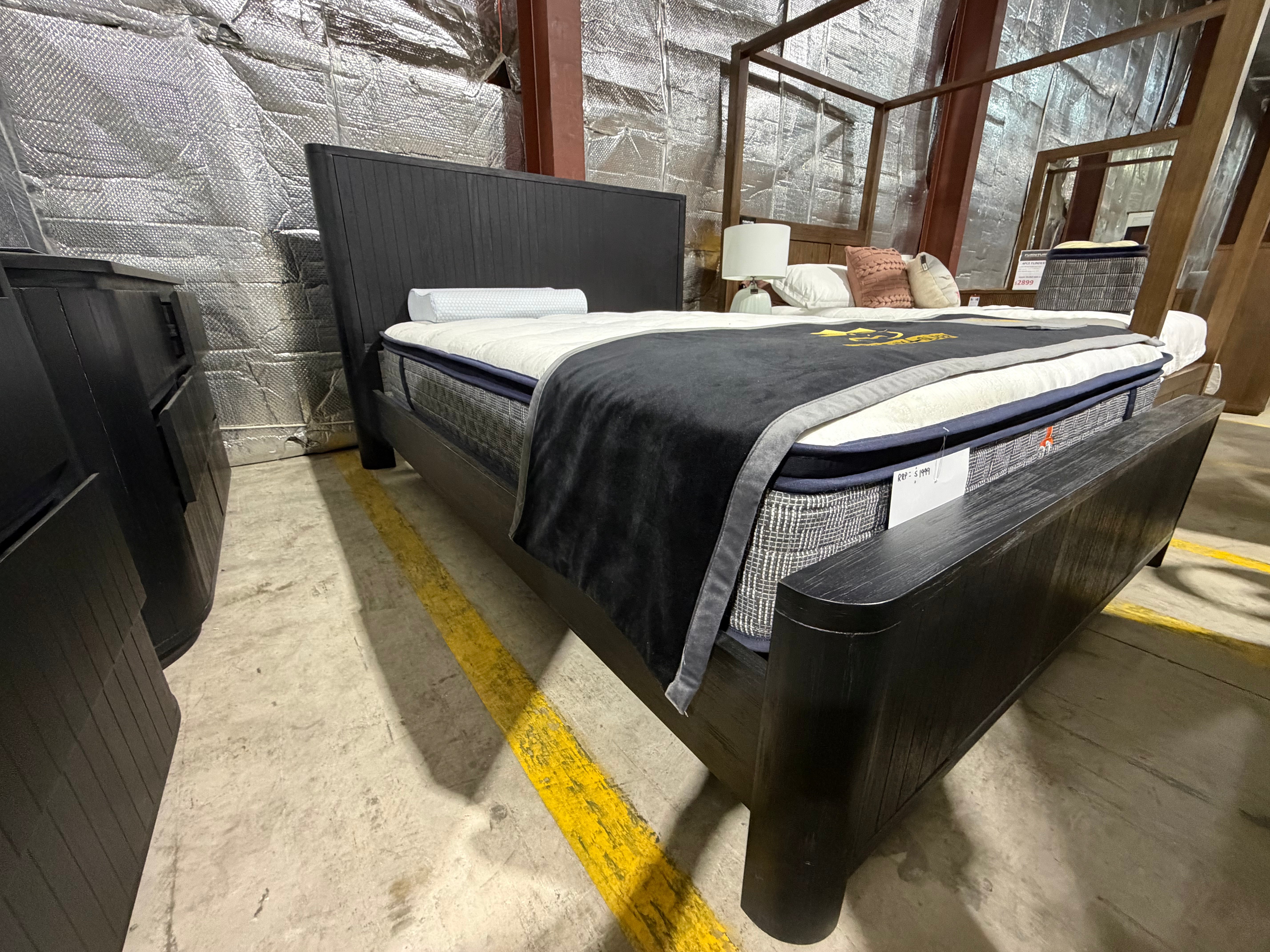 Athena ripple Queen size bed in shadow Black finish