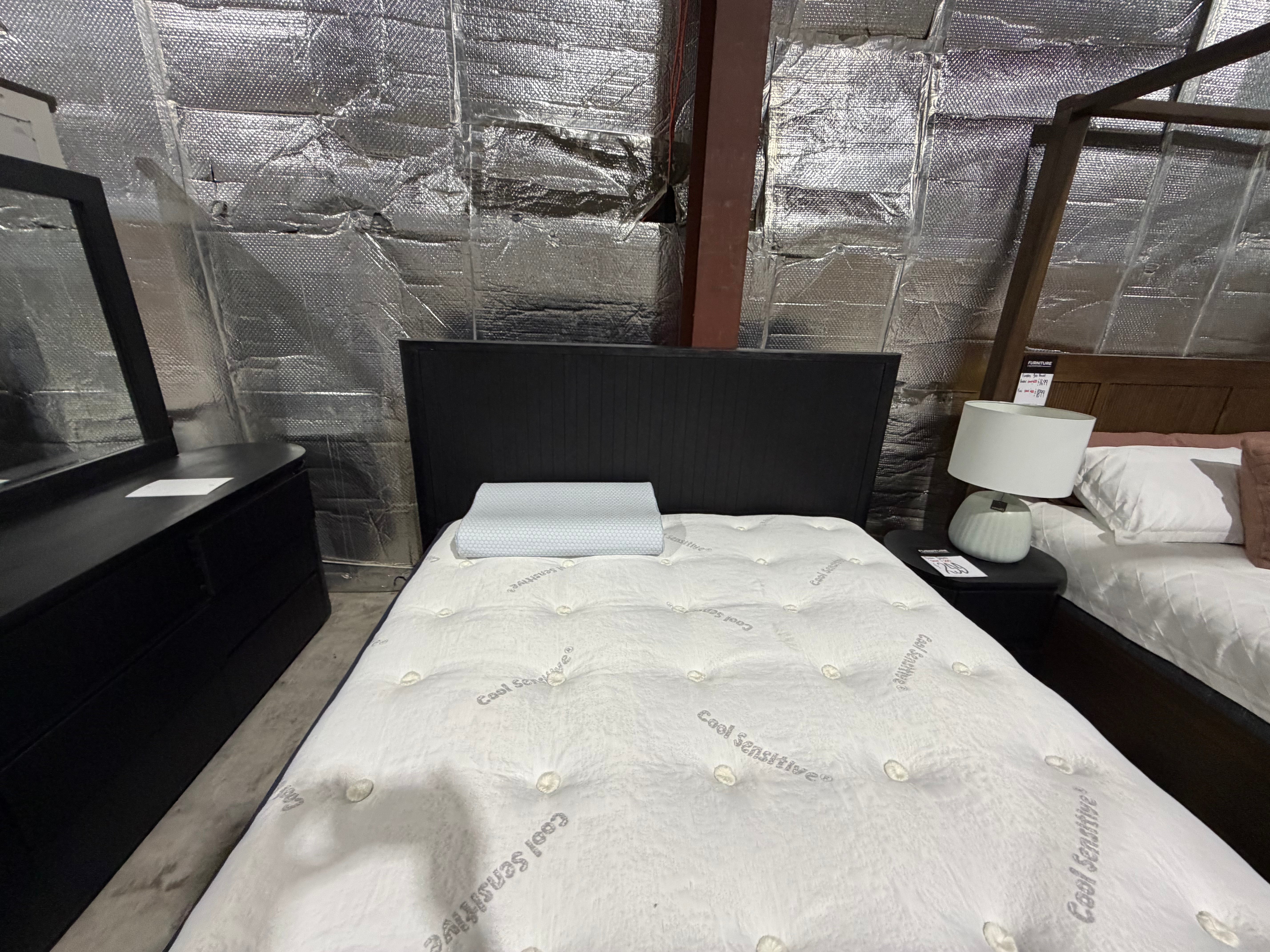 Athena ripple Queen size bed in shadow Black finish